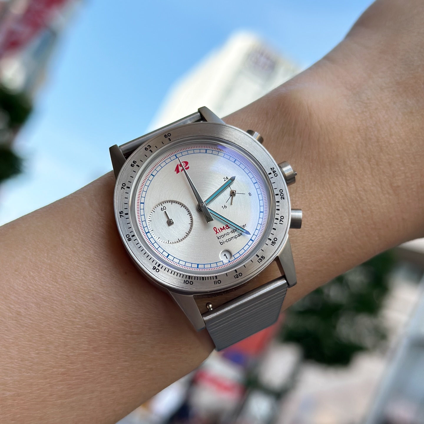 Lima - Kronosprinter Newman White (but with red logo) is available 