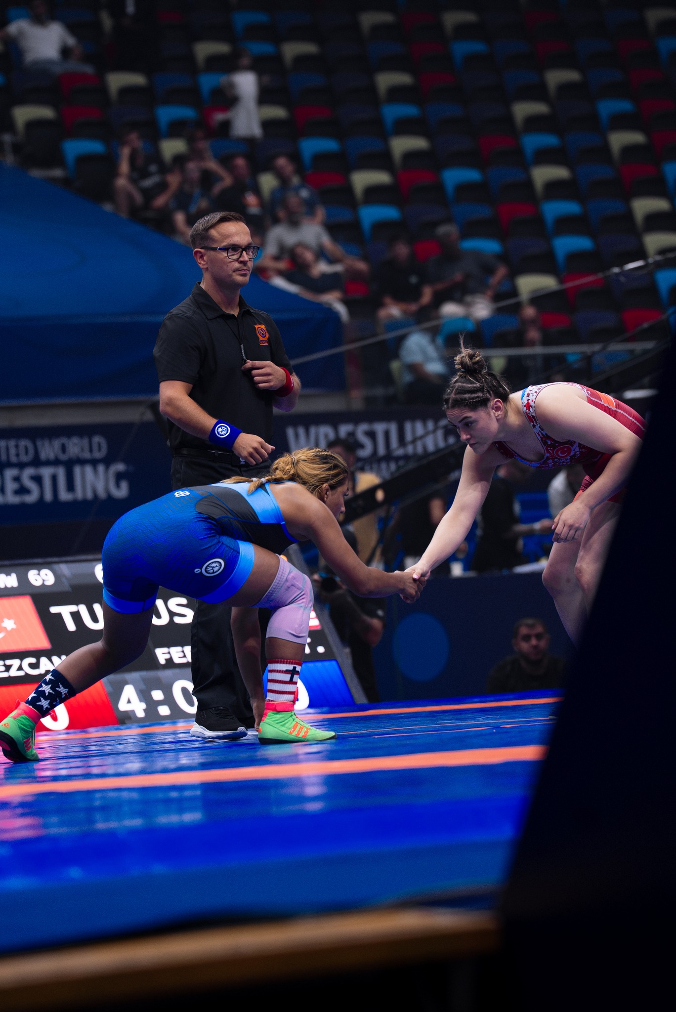 Taina Fernandez earns the gold medal at 69 kg at the U17 World
