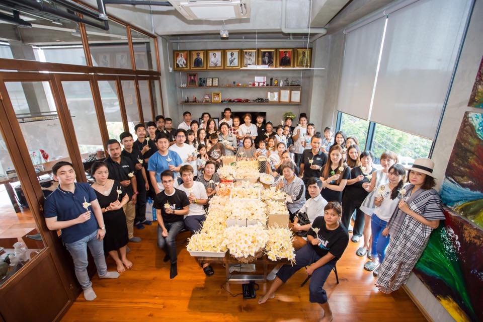พลังใจพลังกายจากหมู่มิตรในที่สุดช่วยกันป... - D Rati Co., Ltd. | Facebook