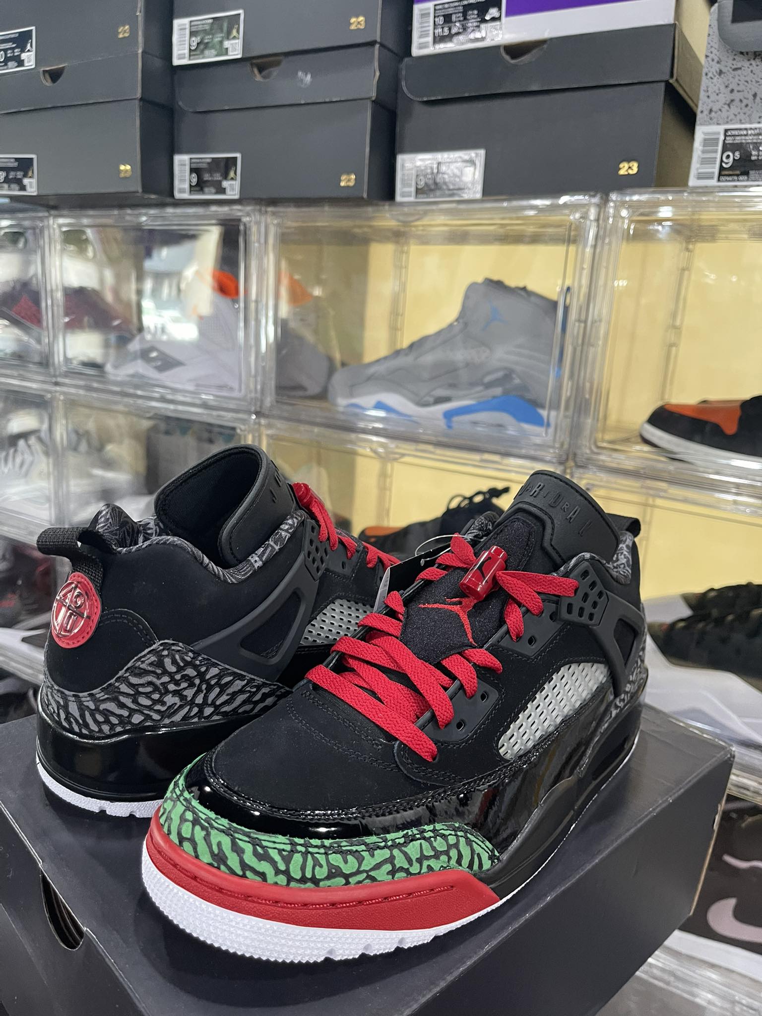 Jordan Spizike Low 27.5 cm / US 10 available #basketball #spizike 