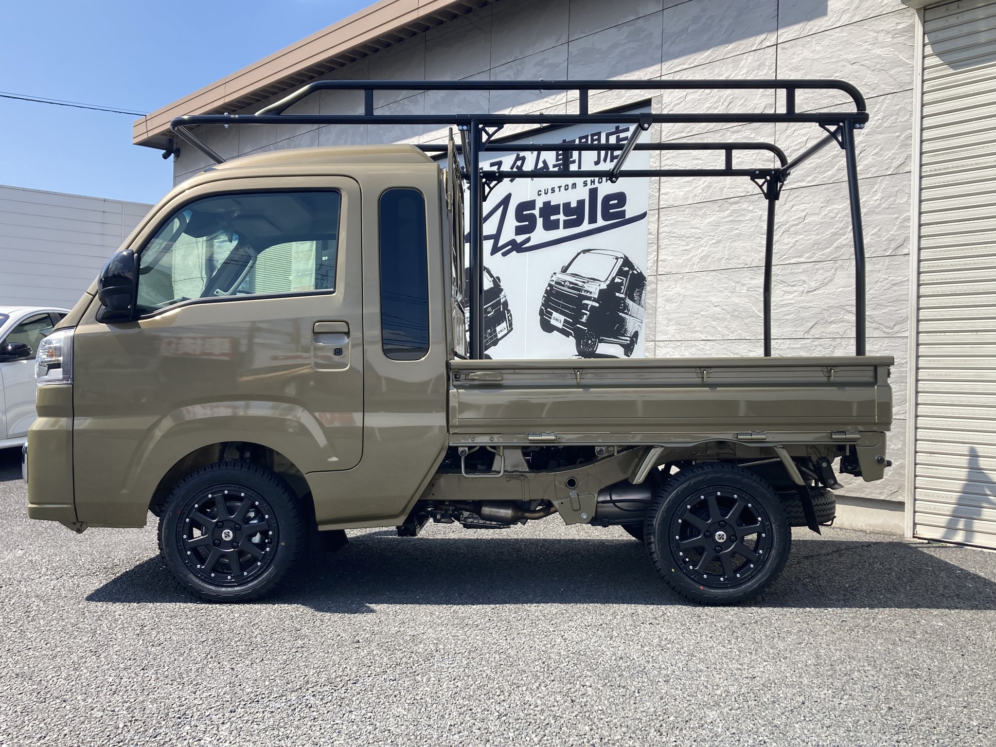 モスグレー】 新車 エブリイワゴンPZターボスペシャル AxStyleフル