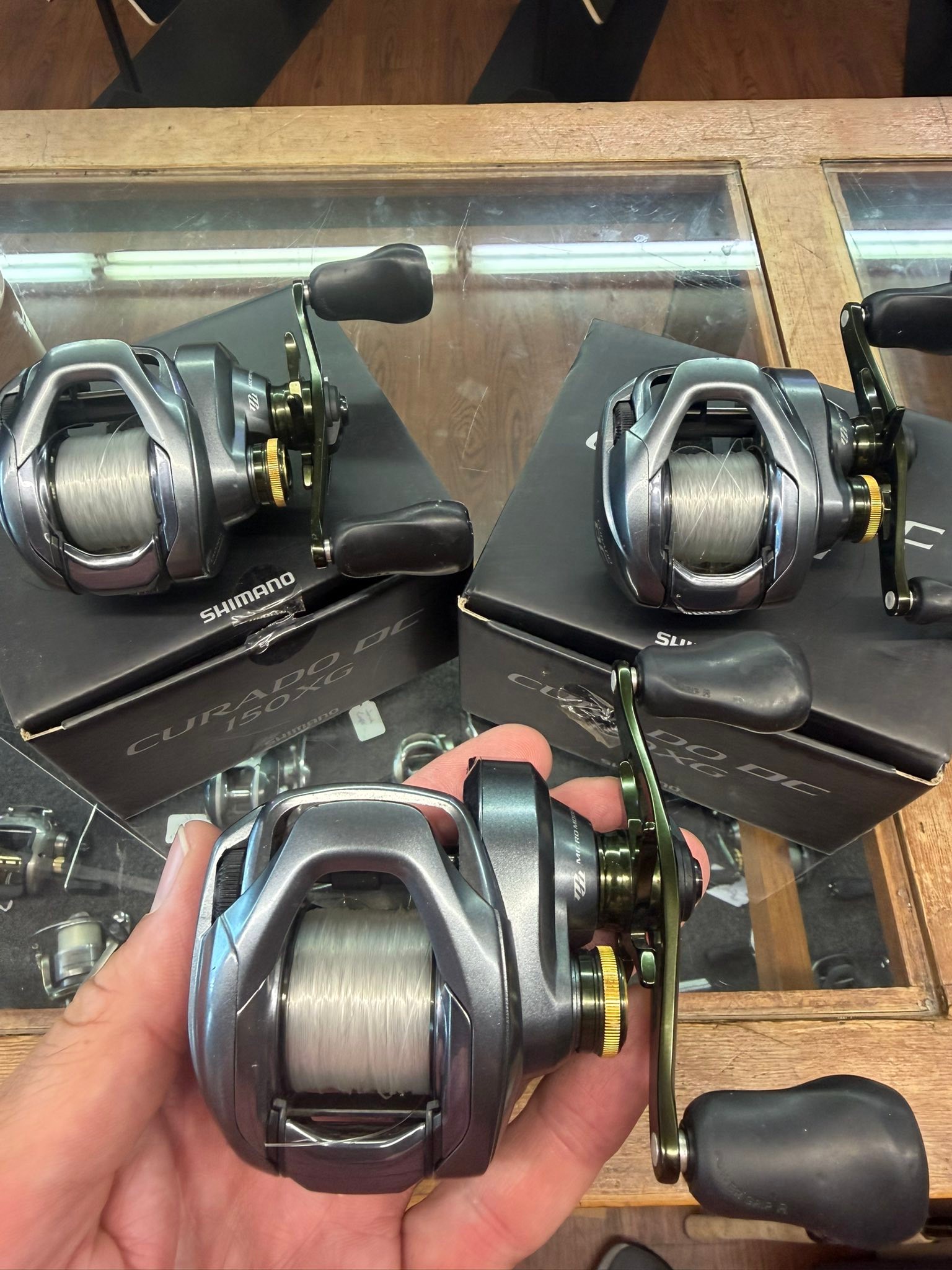 shimano curado 200g6 for sale Shimanos legendary prowess in DC technology continues with the addition of the all Shimano Curado 200g6 at Boca