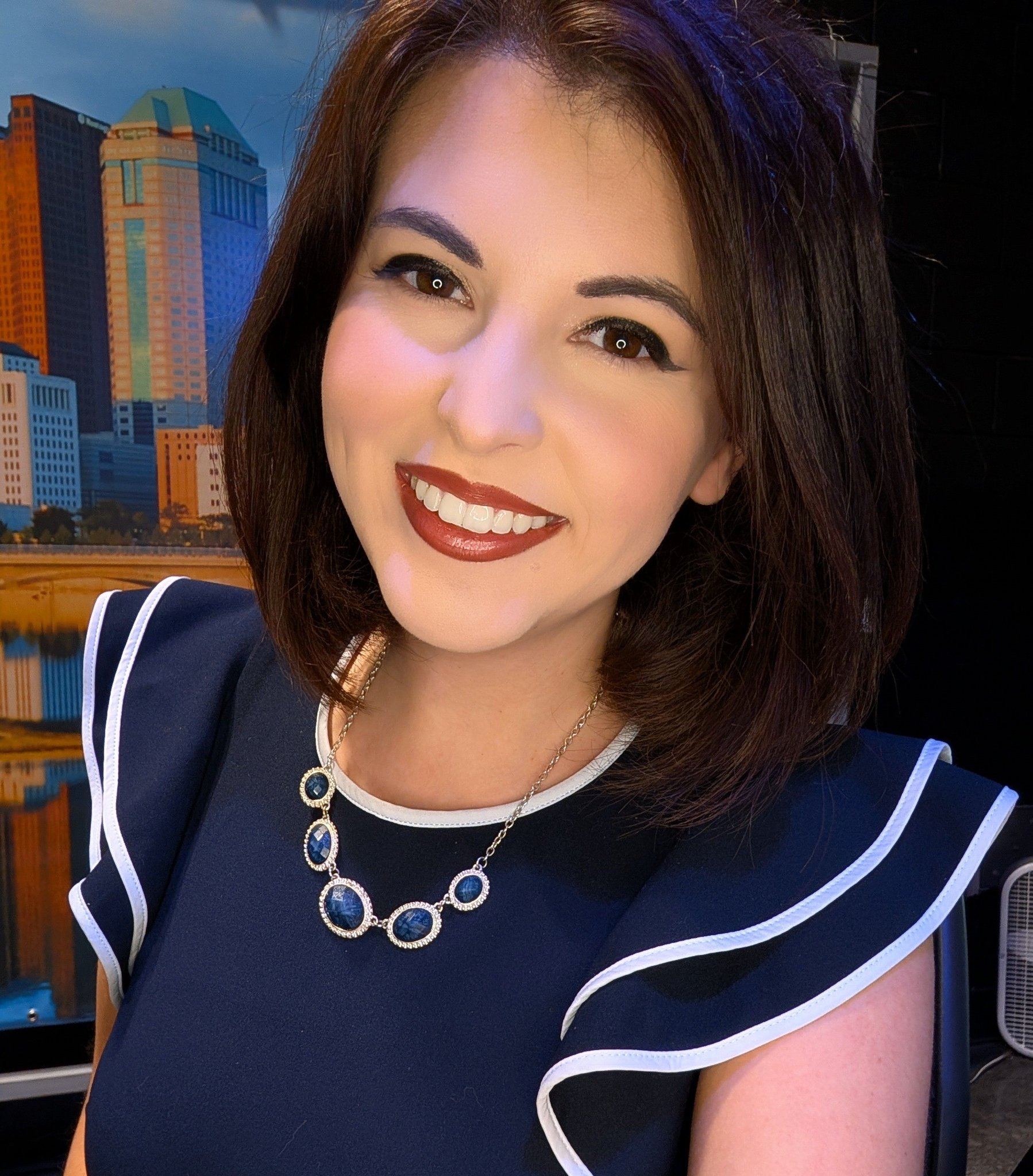 Happy Monday! It is almost time to turn on ABC6. I'm tracking the