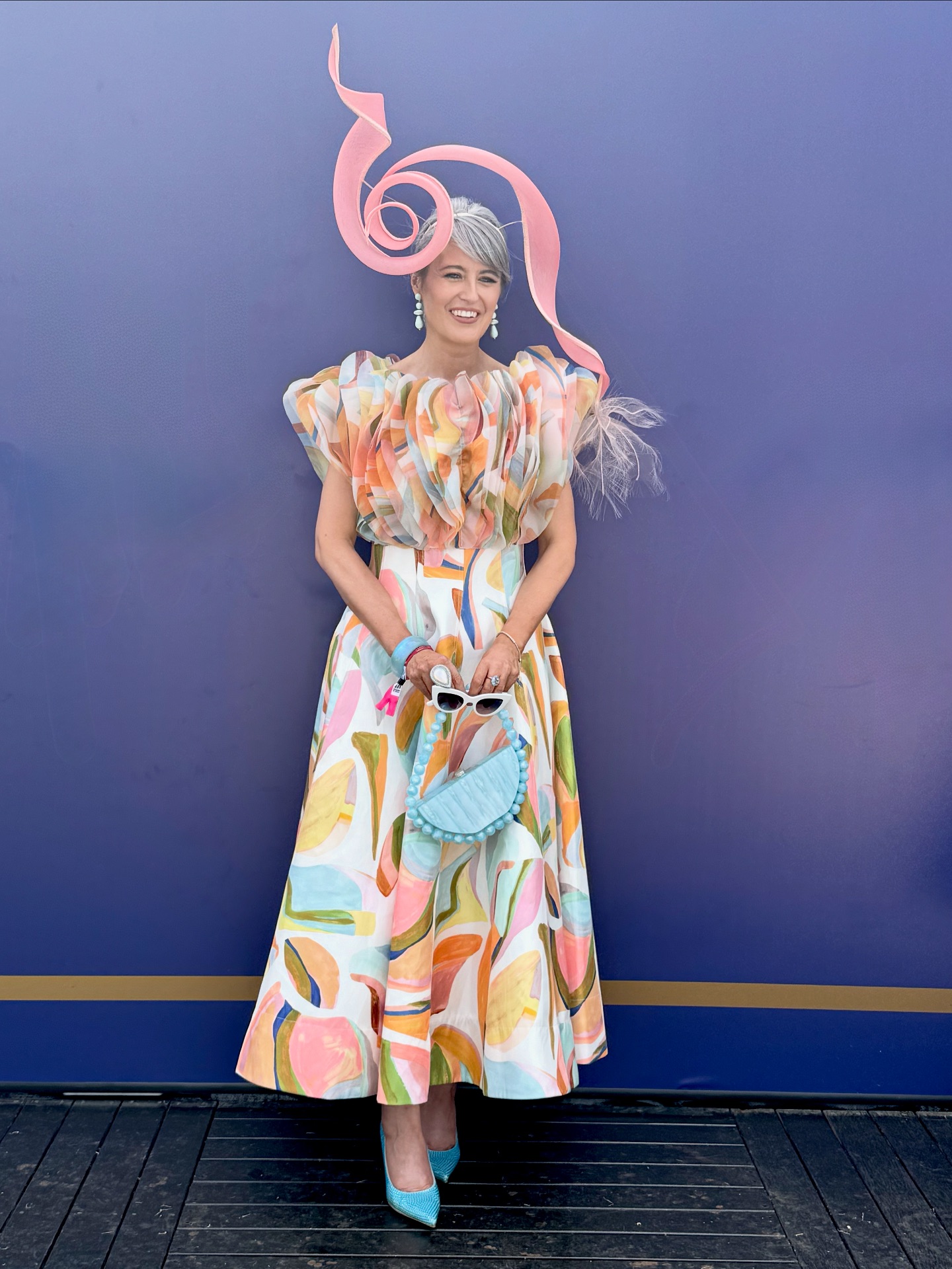 The Oaks Day fashion vibes are high. 🎀🌸💗