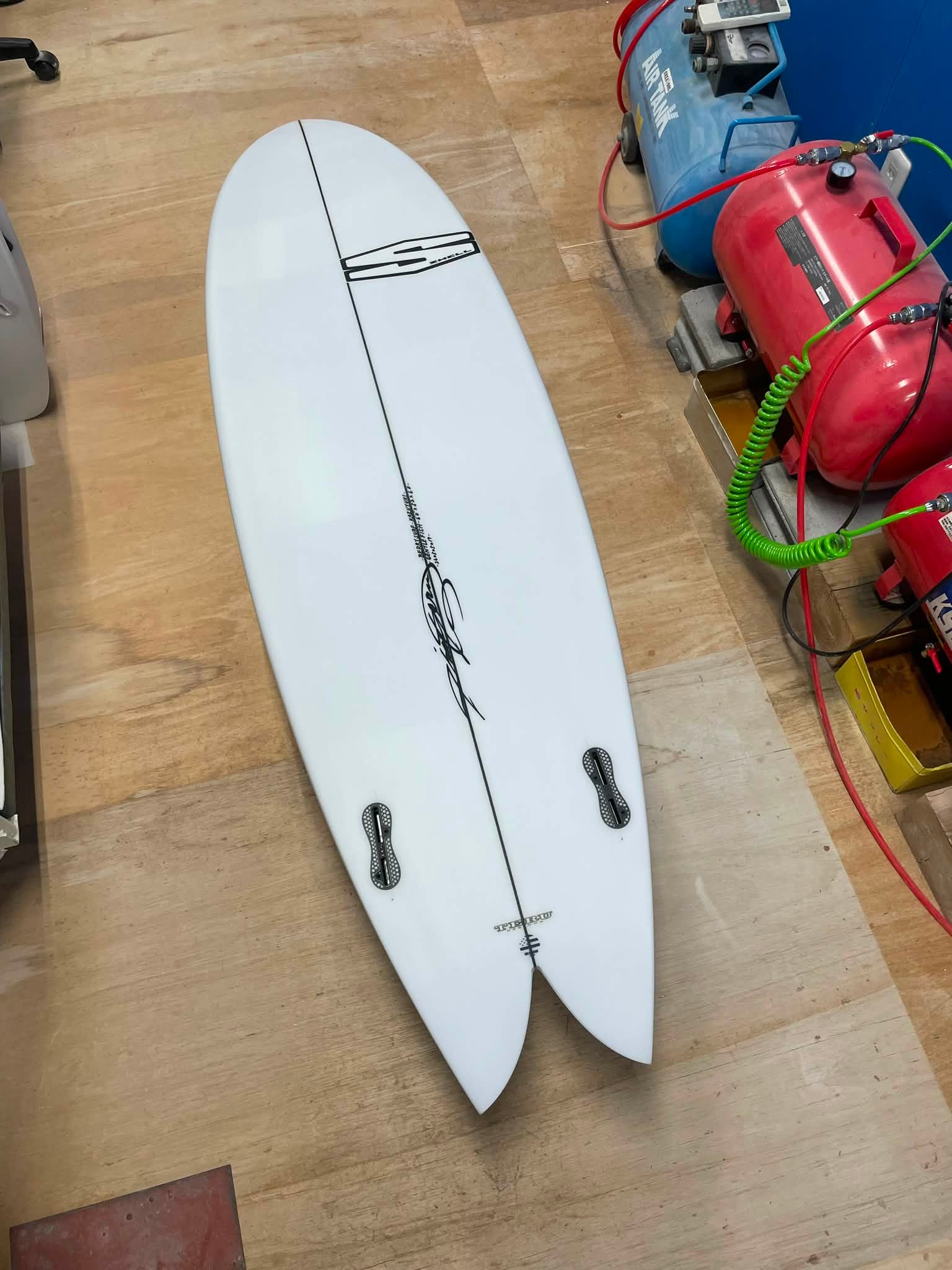 SWELL Surfboard