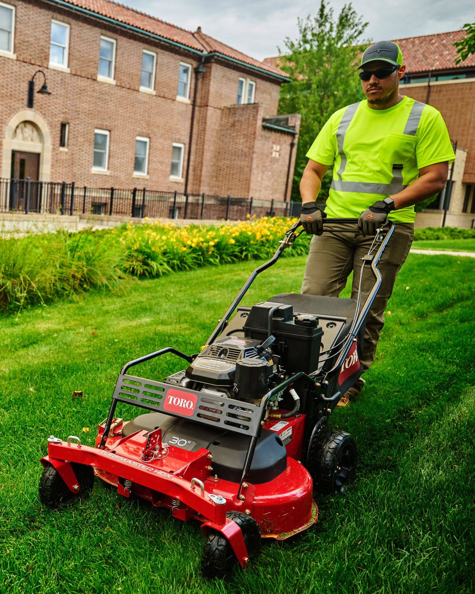 nk様 Durable Toro Z Master 4000 for sale at La Verne Power Equipment