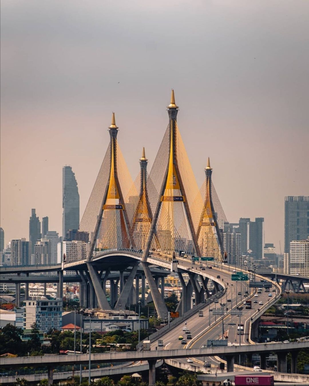 Discover ASEAN - Bangkok, Thailand 🇹🇭 The Bhumibol Bridge...