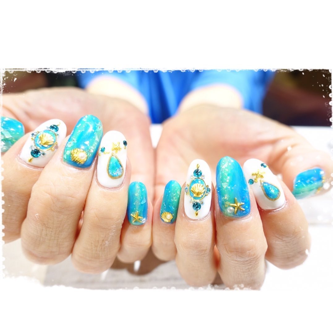 Portaat ポルタート 夏nail Portaat Portaateye ポルタート ポルタートアイ 夏 Summer 夏ネイル 青ネイル 水色 夏 ジェルネイル Nail 高津ネイルサロン 久地 高津 二子新地 溝口 裏高津 長持ちネイル パーフェクトフィルイン ヒトデ 派手 ネイル 高津美容室