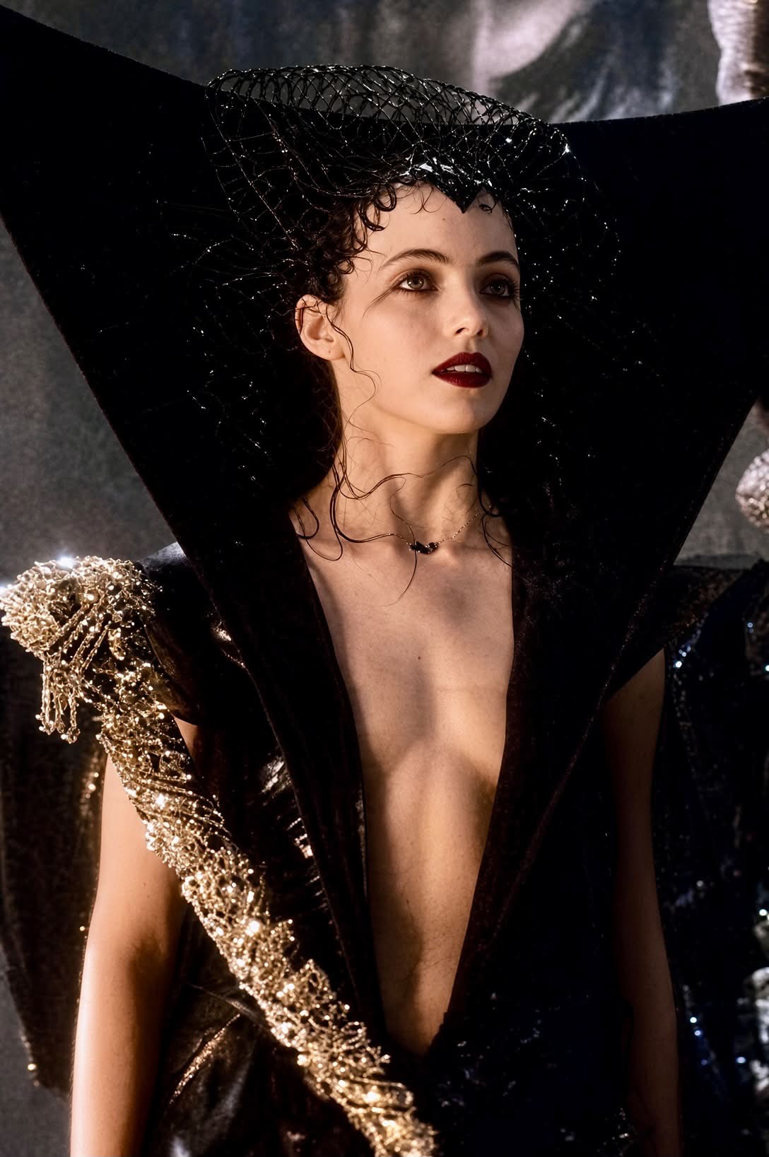 CinemaArchive: Mia Sara in Legend (1985) https CinemaArchive