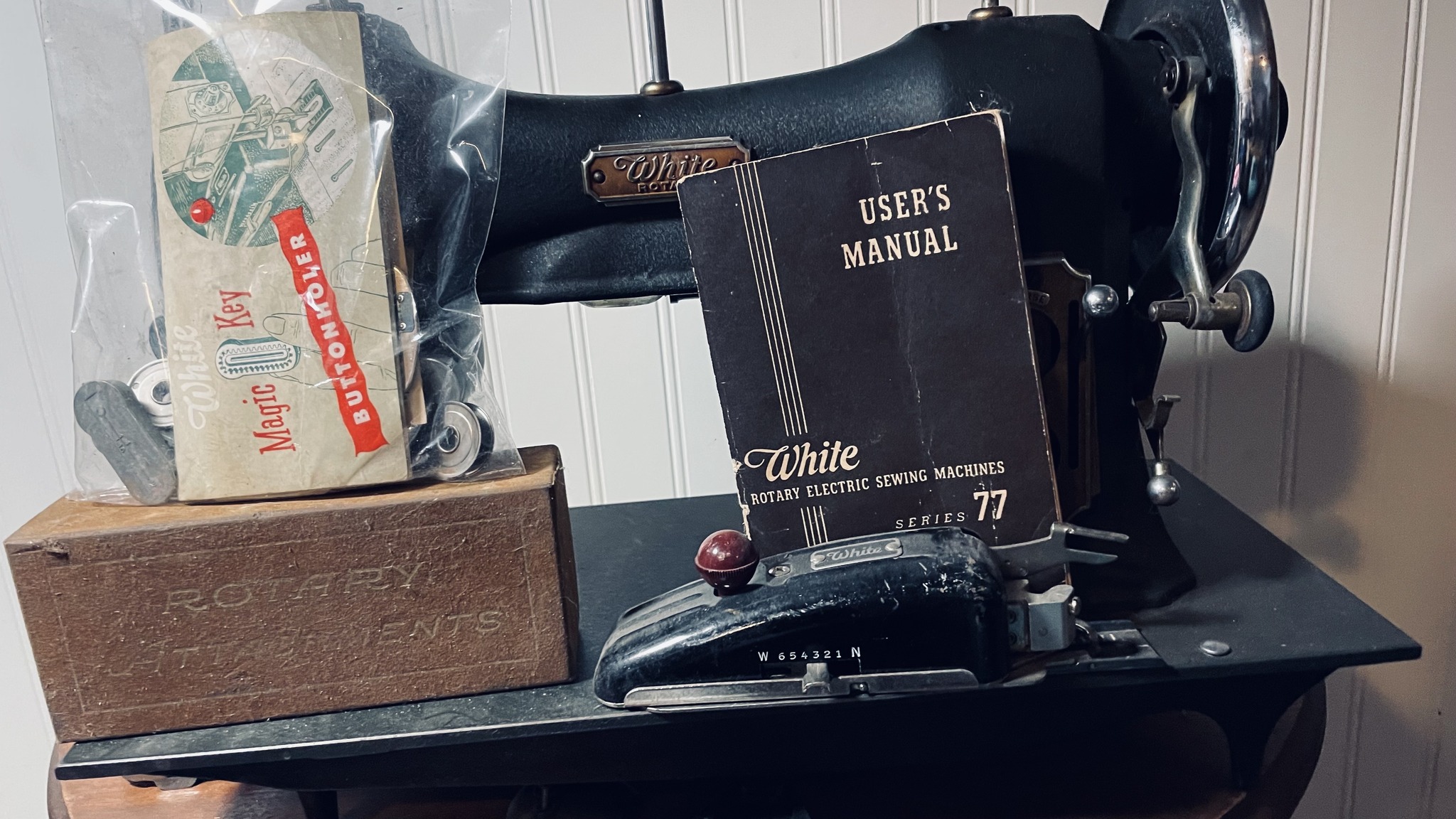 White 77 sewing machine model confirmation and manual resources
