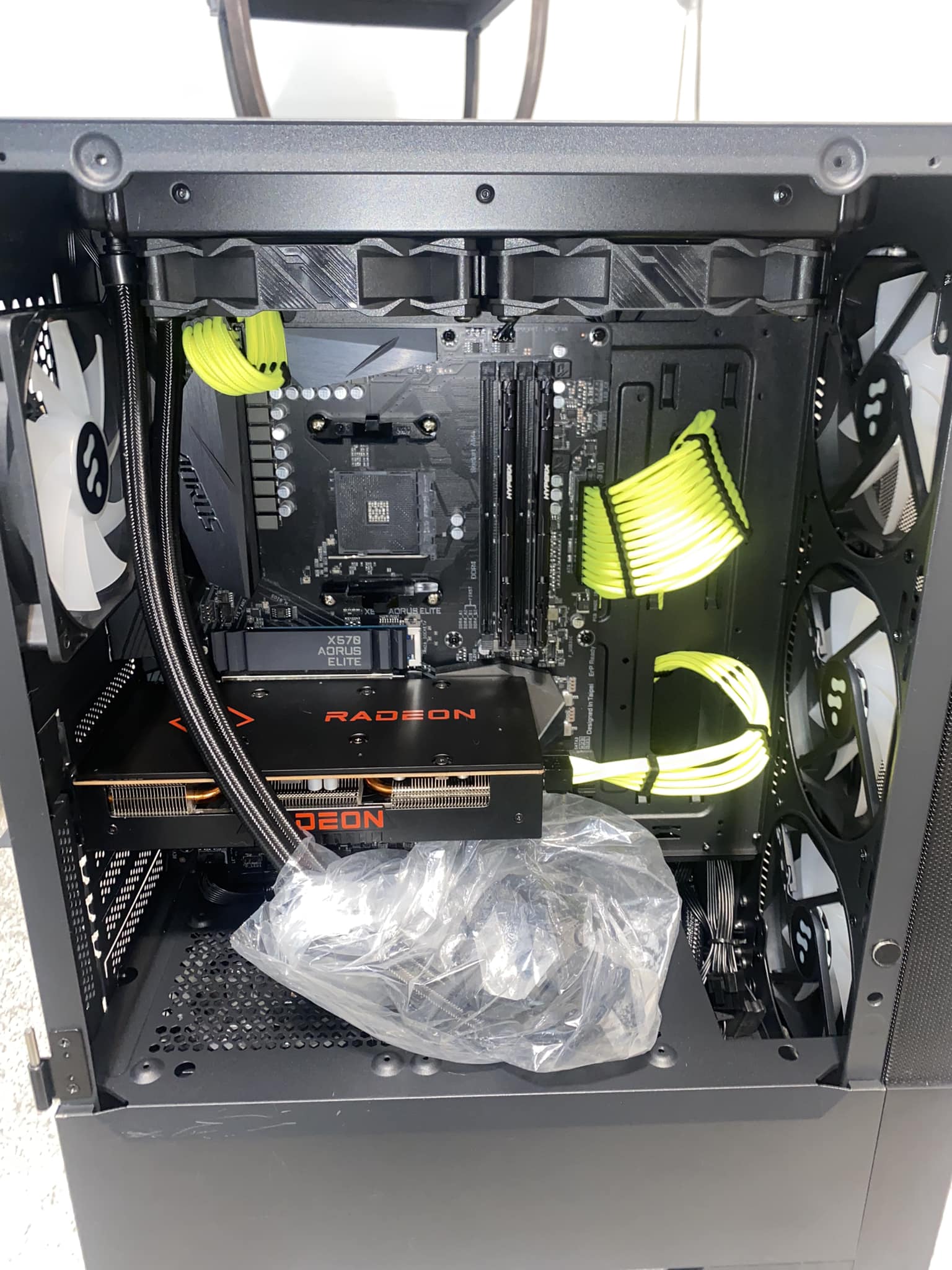 Ryzen 7 5700x pc build with rx 6600
