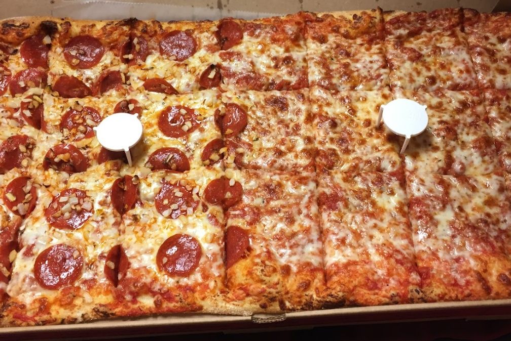 Fox's Pizza Den Port Allegany | Port Allegany PA