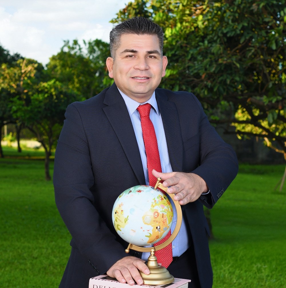 Cesar A Boteo Villatoro