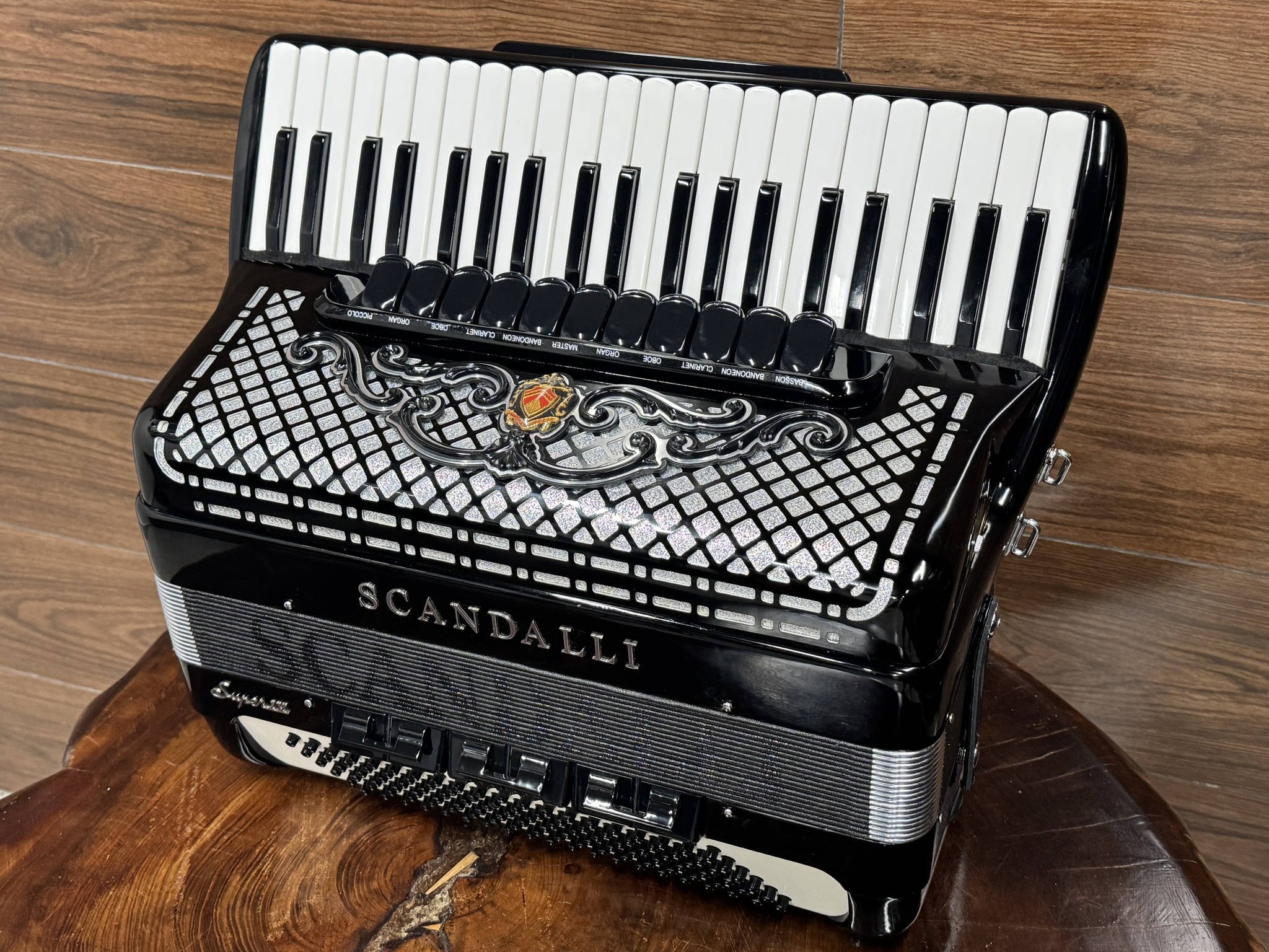 🎼 Acordeon Cordovox Super IV - 3/4 Oitavada 💲 14.900,00 ☎️ (42