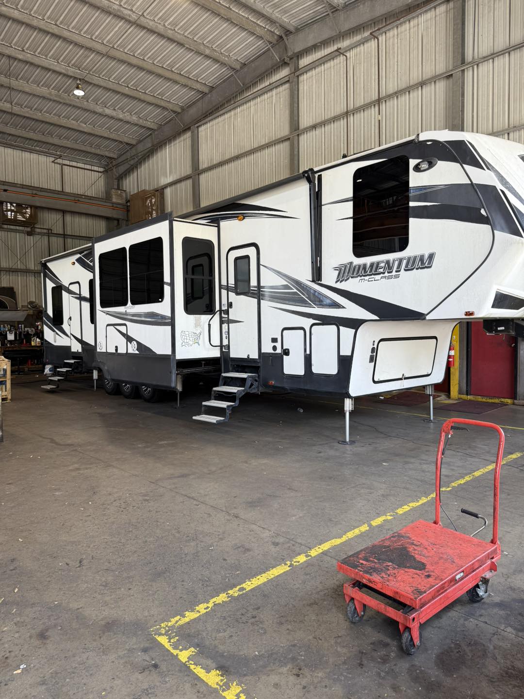 From 5th Wheel Campers to the... - Powerhouse RV Center | Facebook