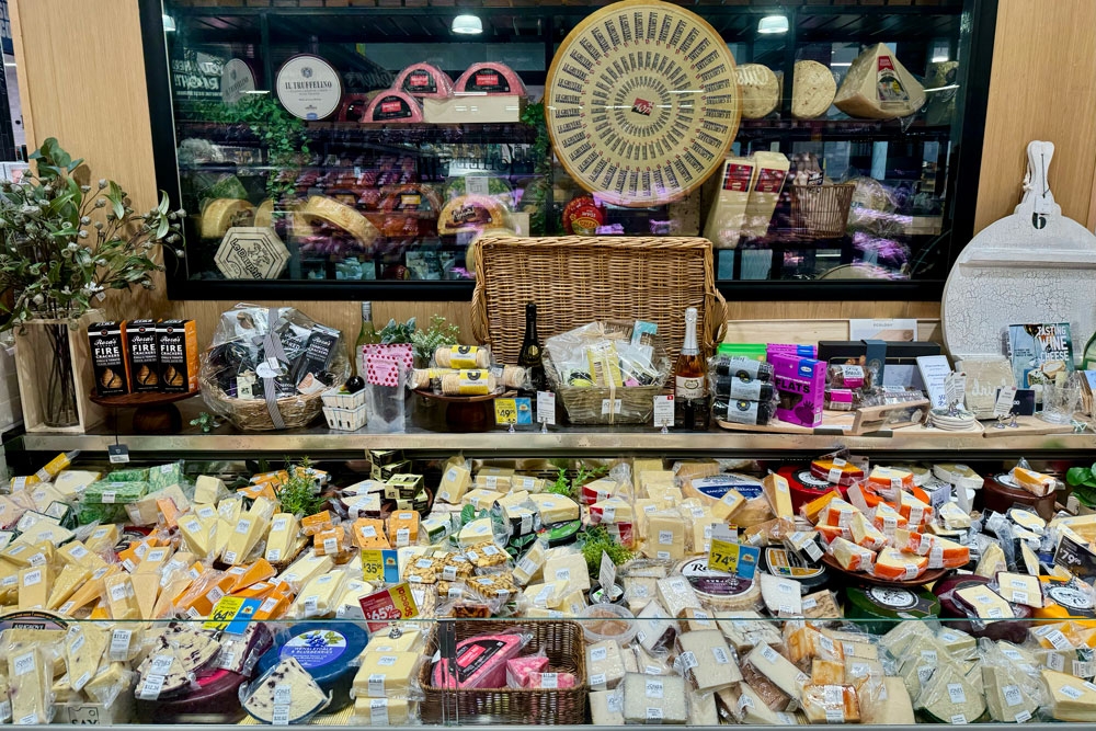 This gourmet grocer on the northern... - Must Do Gold Coast | Facebook