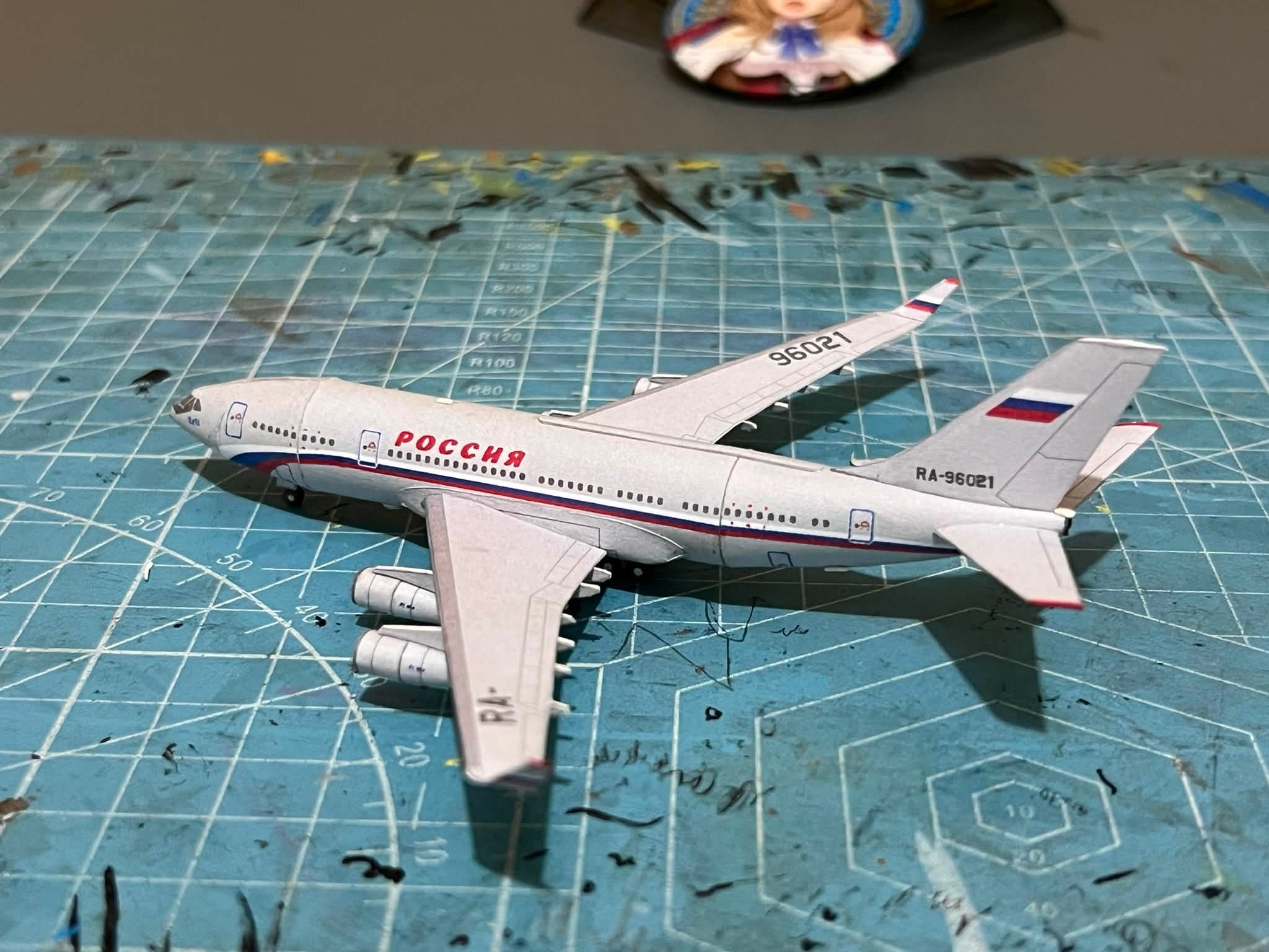 Ilyushin IL-96-300 Rossiya model in 1:400 scale from