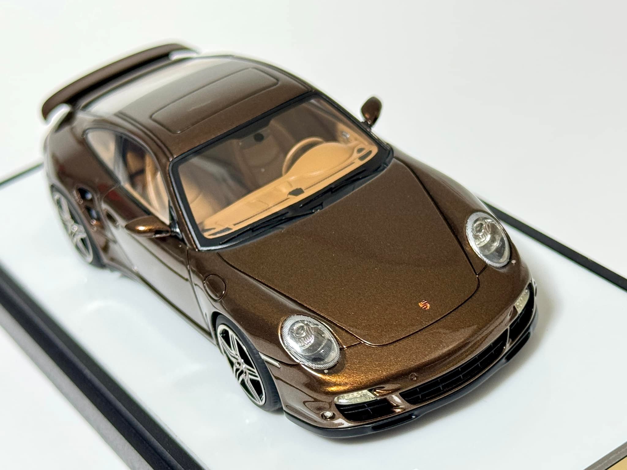 PRE-ORDER 》 1/43 VISION by Make Up Co., Ltd. Porsche 911(993