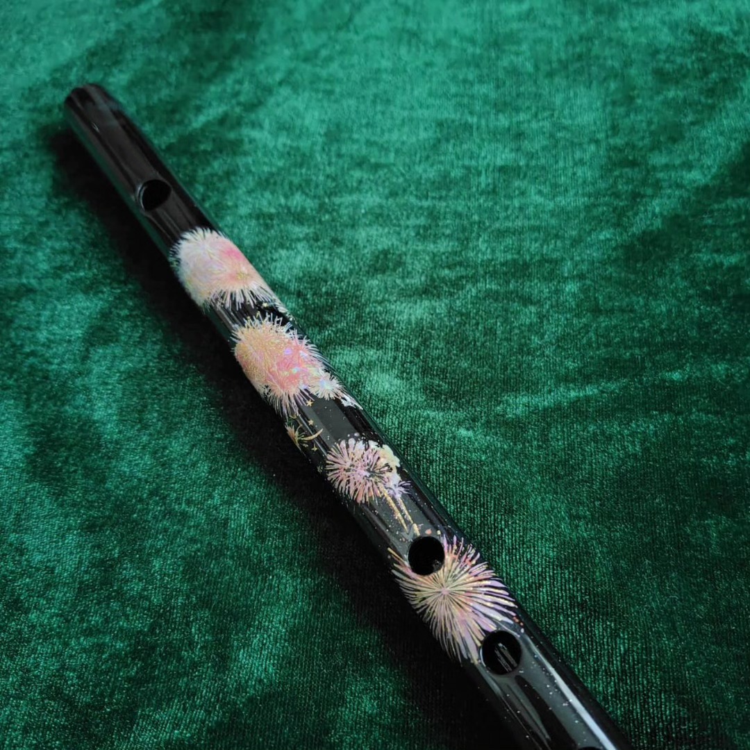 笛工房 - 新しいタイプの青森ねぶた笛です。 #青森ねぶた祭 #五所川原