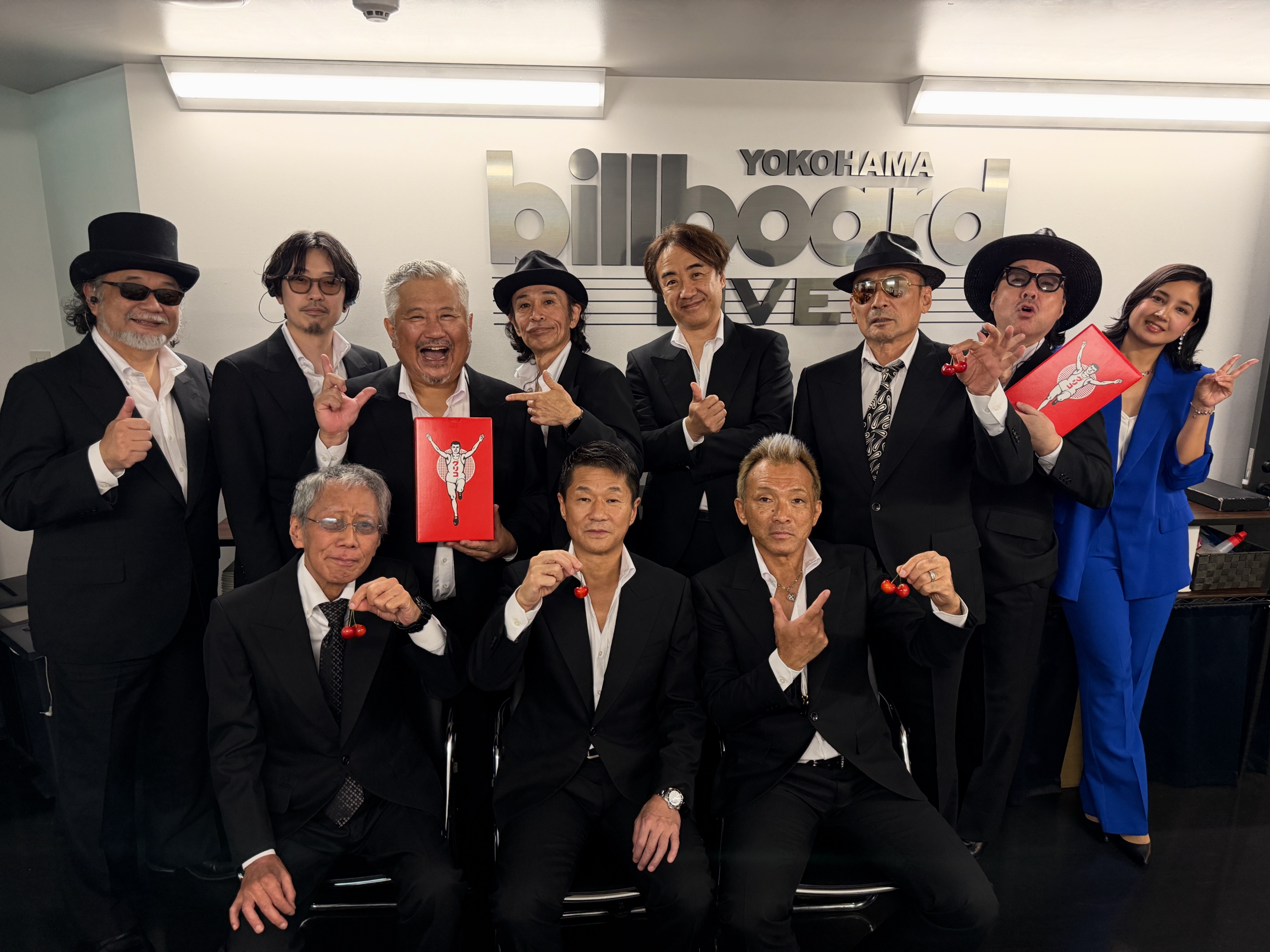 クレイジーケンバンド (@CRAZYKENBAND.Official) • Facebook
