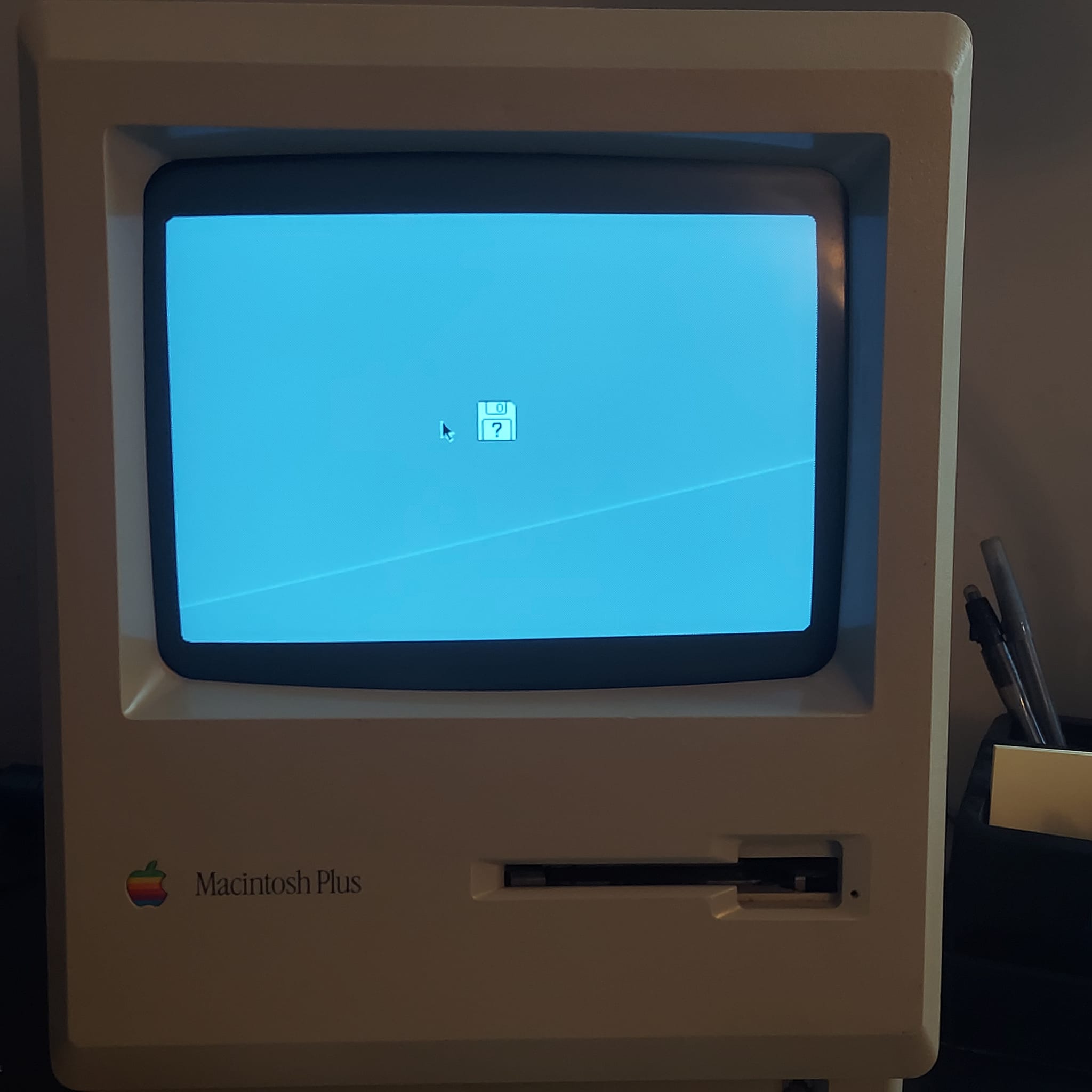 What does it mean if a Macintosh Plus only says 'Macintosh Plus
