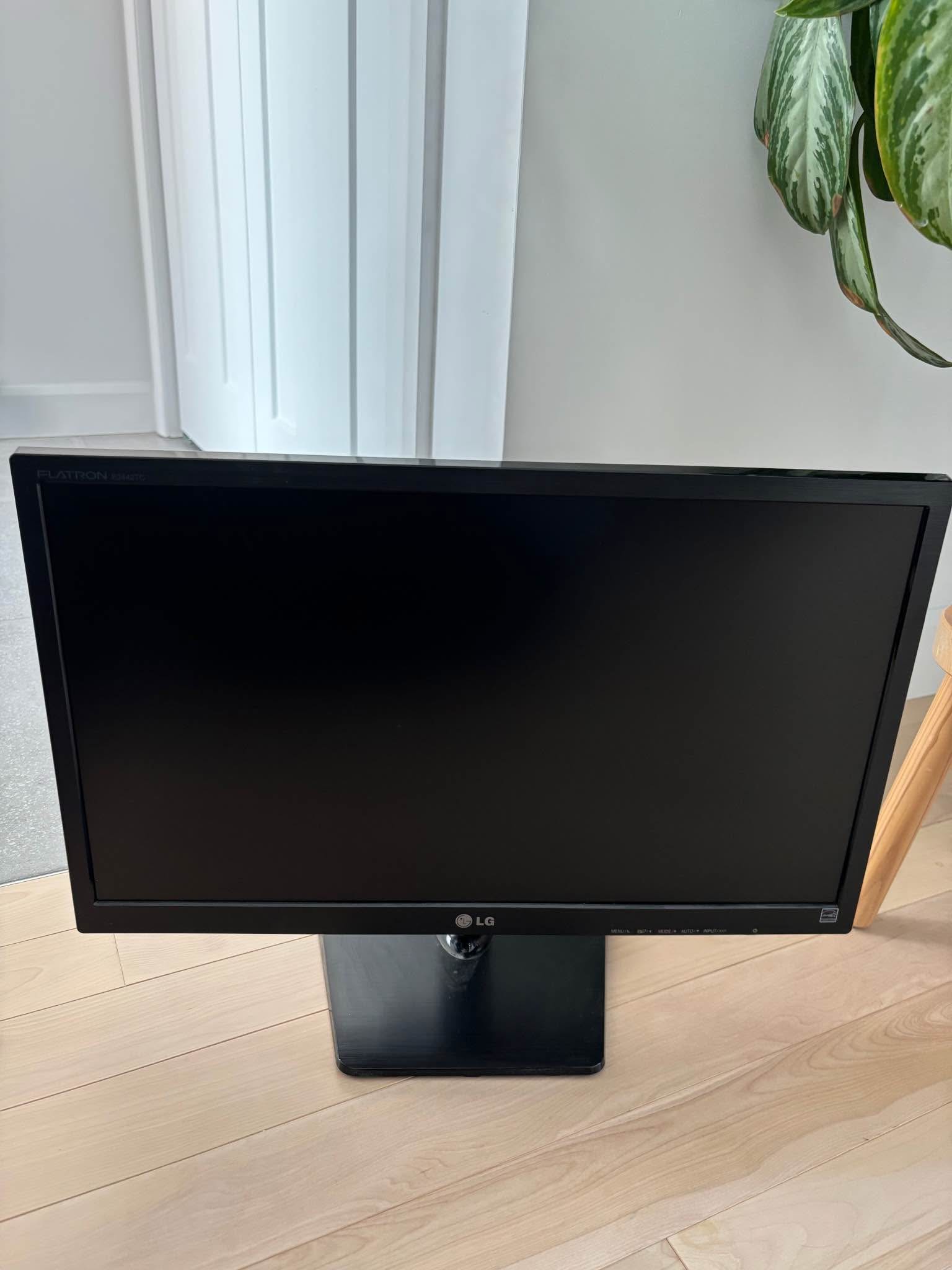 Écran / moniteur 23.6