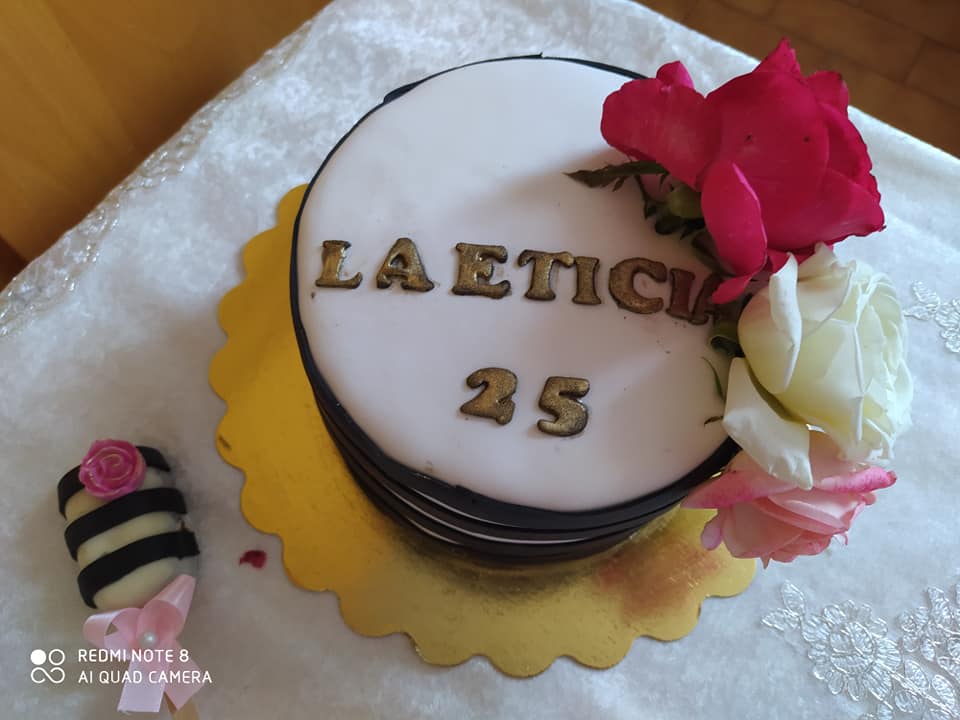 Perle De Sucre Theme De Jour Un Gateau Special Pour Facebook