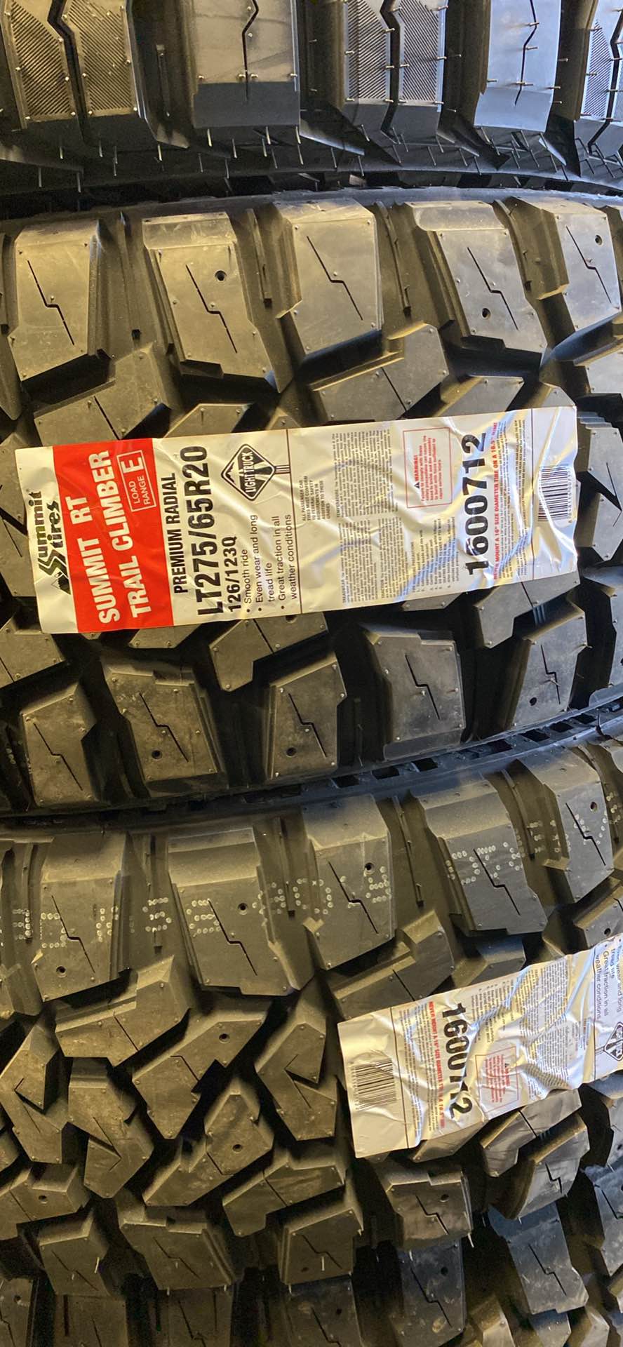 LT275/65r20 Summit RT Trail Climber 10ply - Car Wheels, Tires & Parts ...