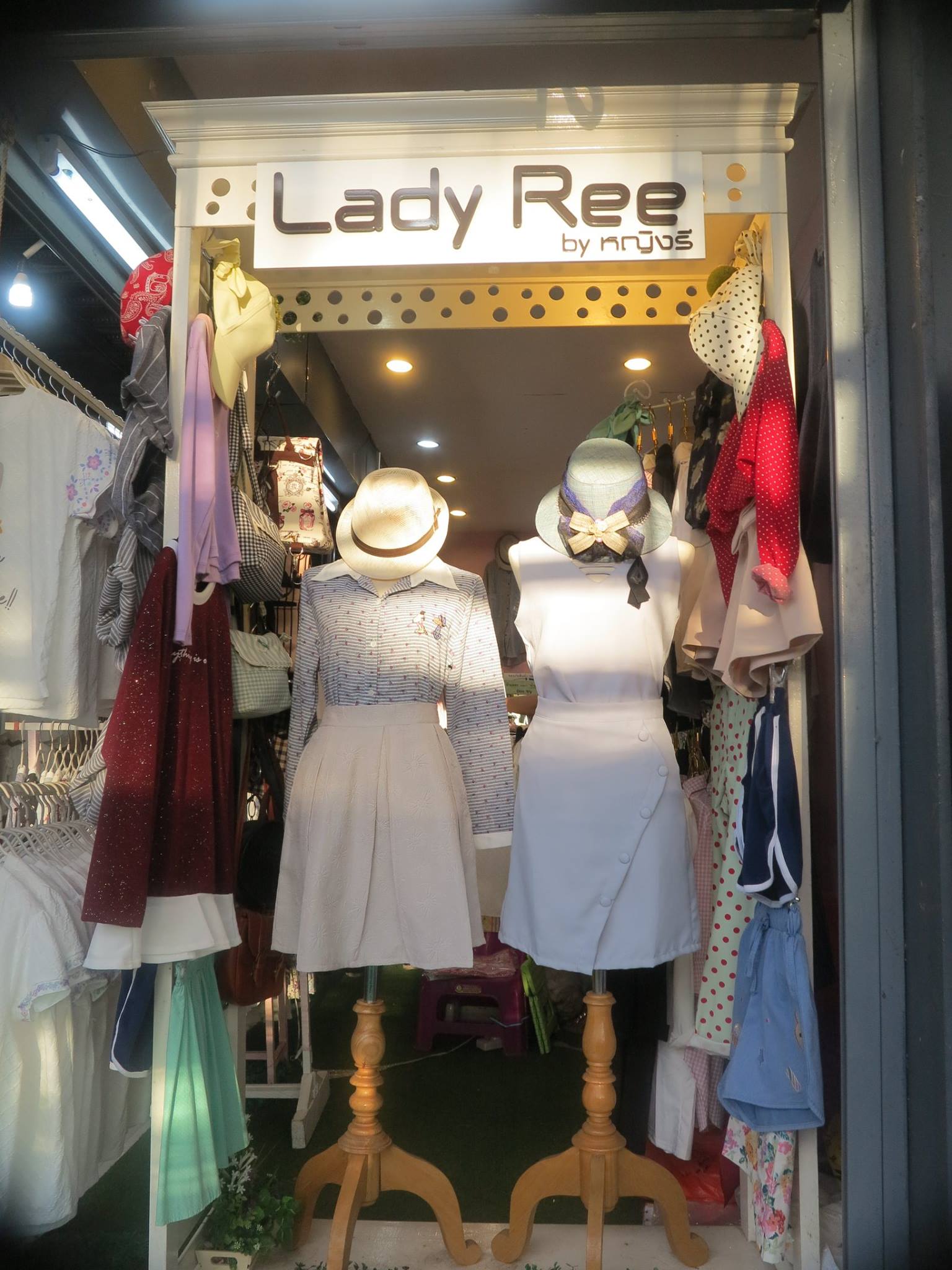อินดี้ชวนช๊อป เสื้อผ้าแฟชั่น สวยๆ เก๋ คุณภาพดี ที่ร้าน Lady Ree ฺBy ...