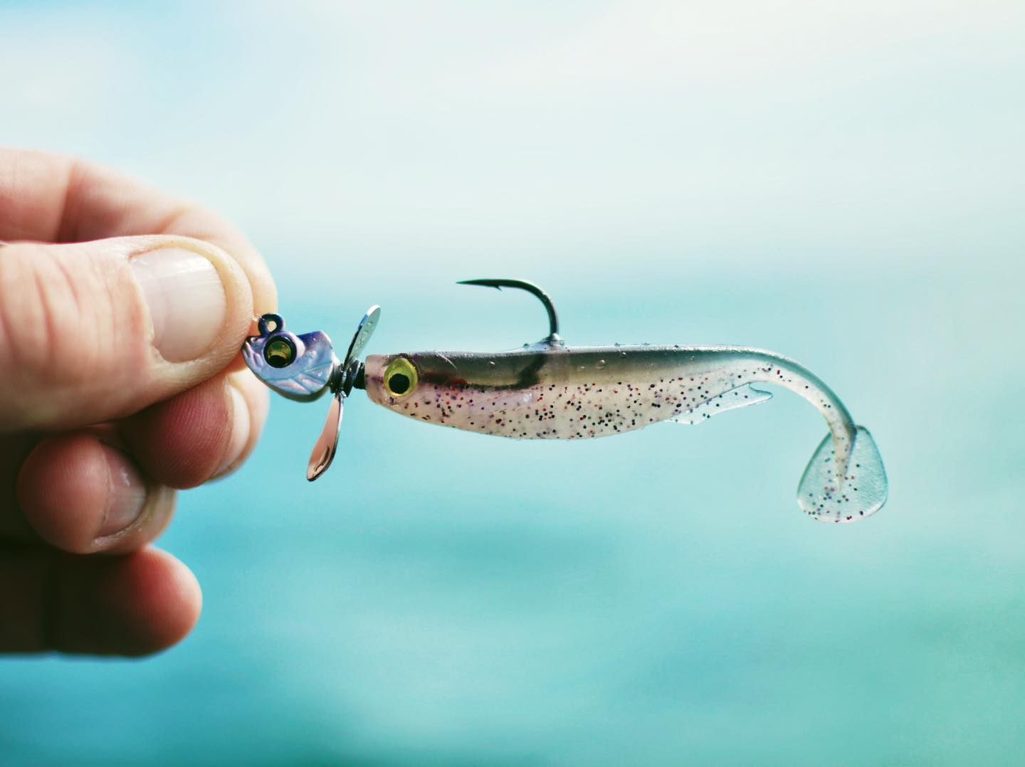 Megabass - 鯉のぼりをモチーフにした「天昇カラー・ルアーセット
