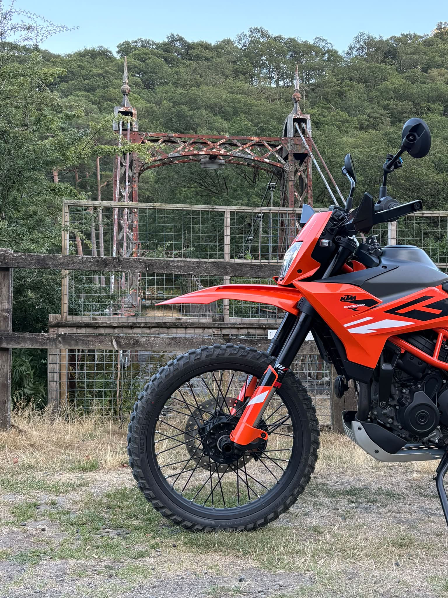 たか What do I need for my first KTM service?