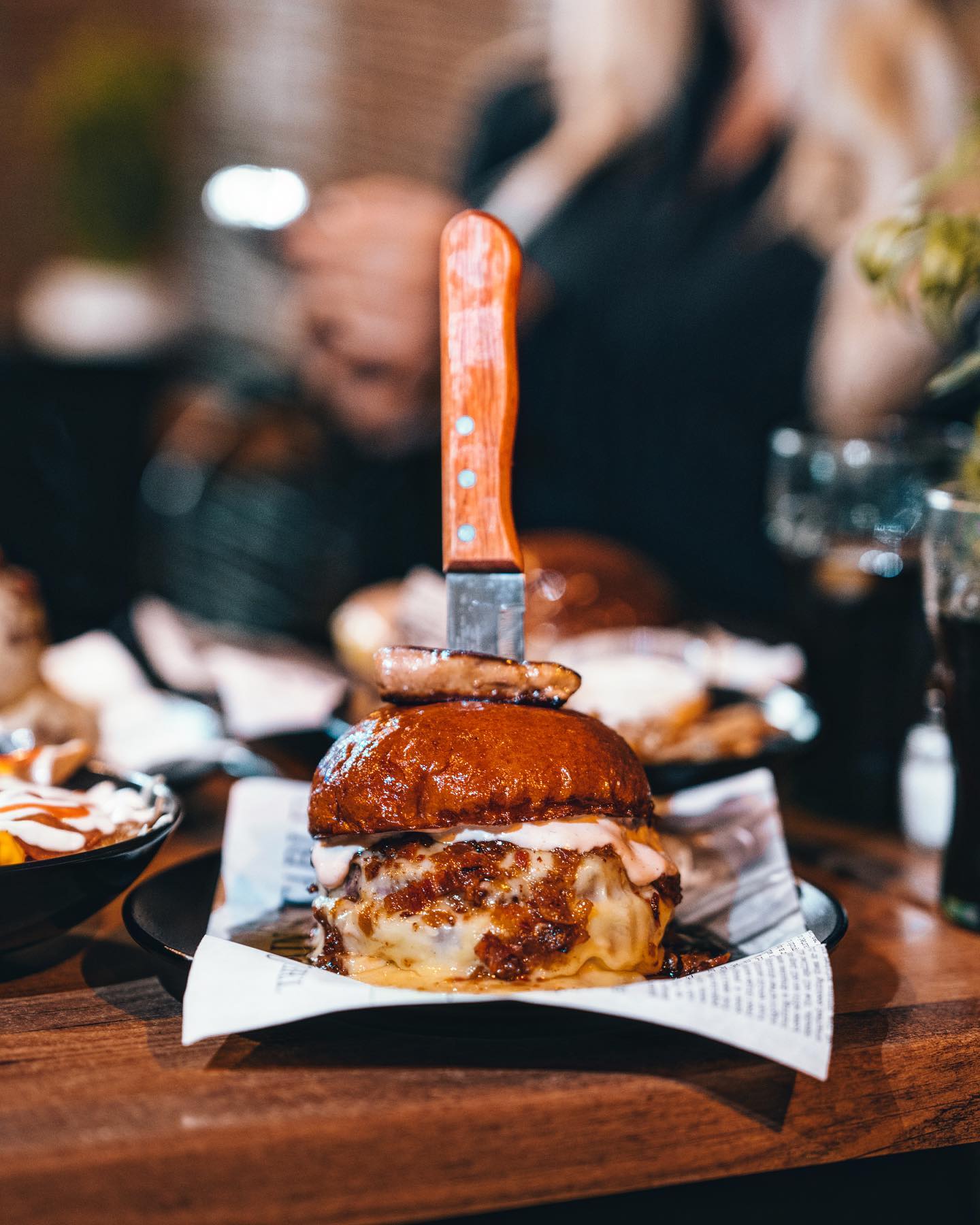 💯 THE RARE ONE 💯 🤯 Burger of last... - MOMAG Burgers & Gin