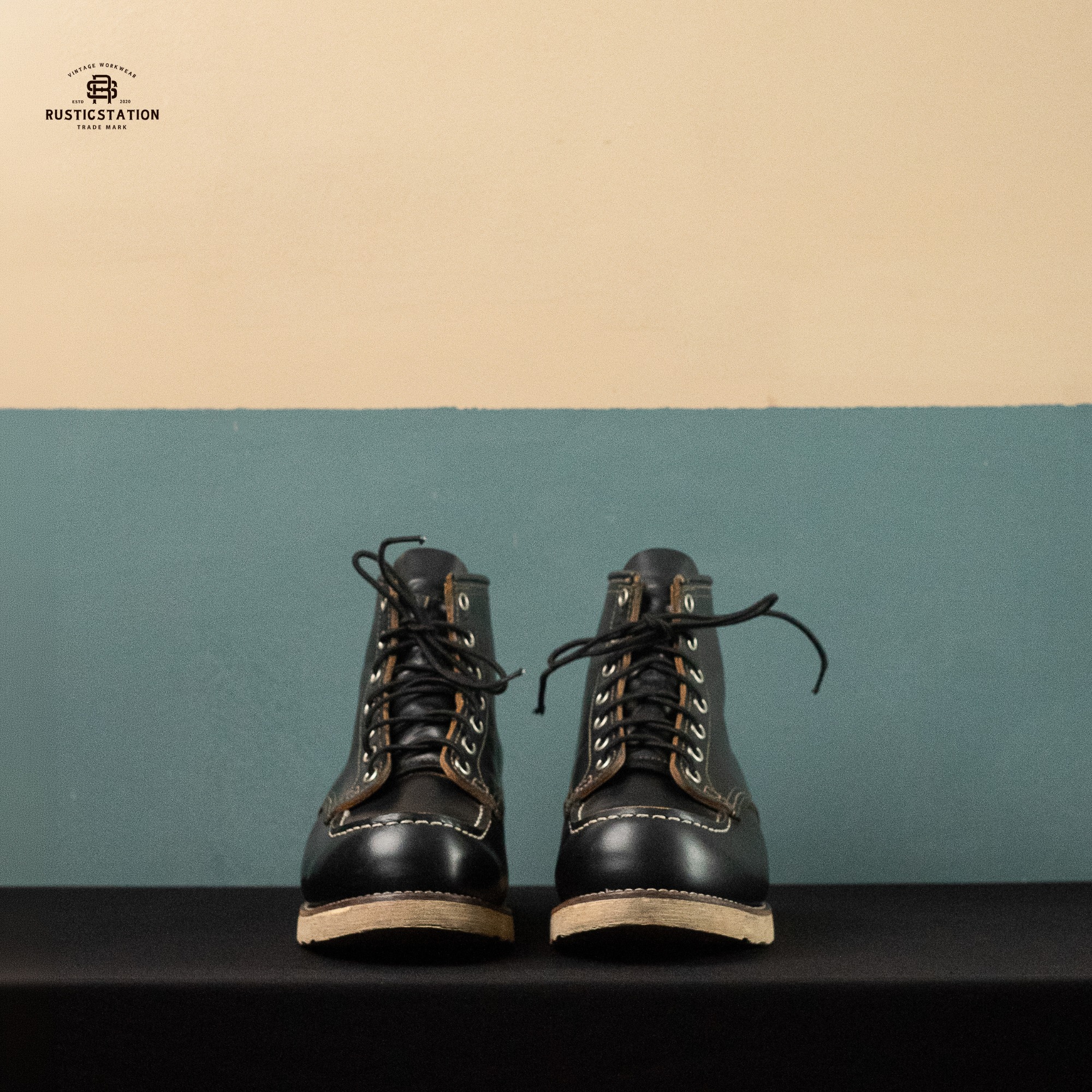 Red Wing 9874 8E [with box, dog tag, tea core]