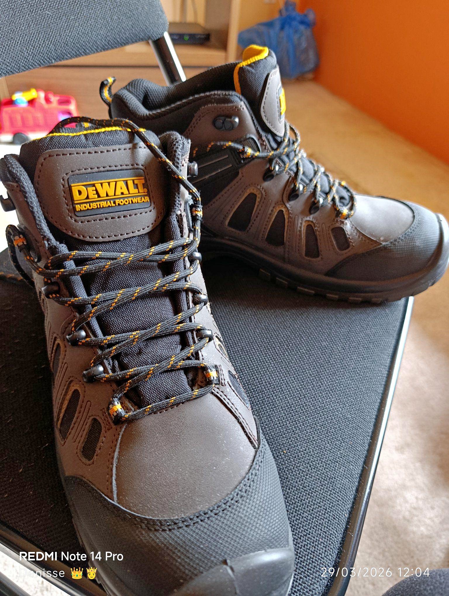 Brand New in Box work boots paid 149 plus tax - Boots - Maple Ridge ...