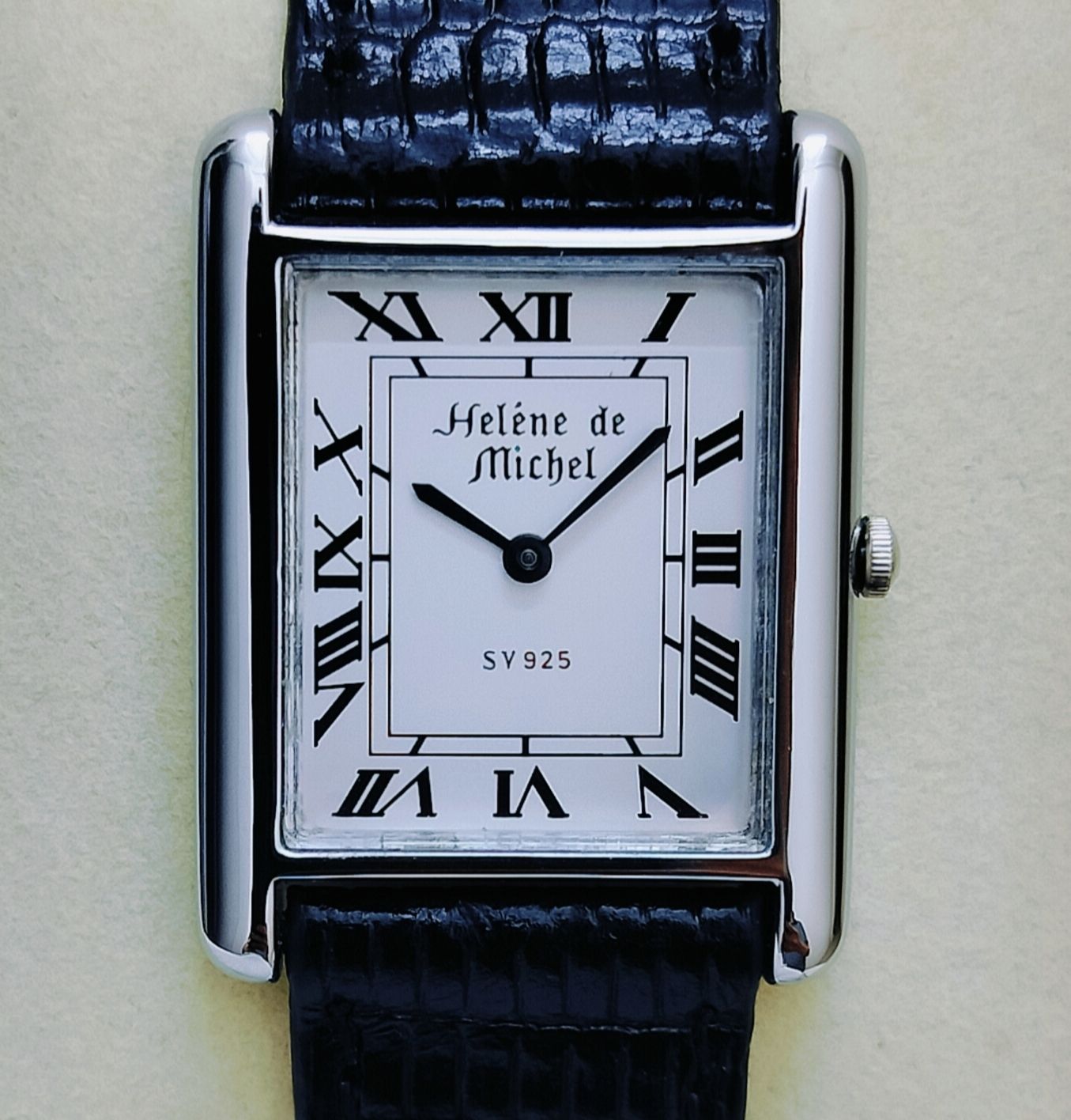 46 tuổi giờ mới nghe nói đồng hồ Helene de Michel Silver 925 chỉ 