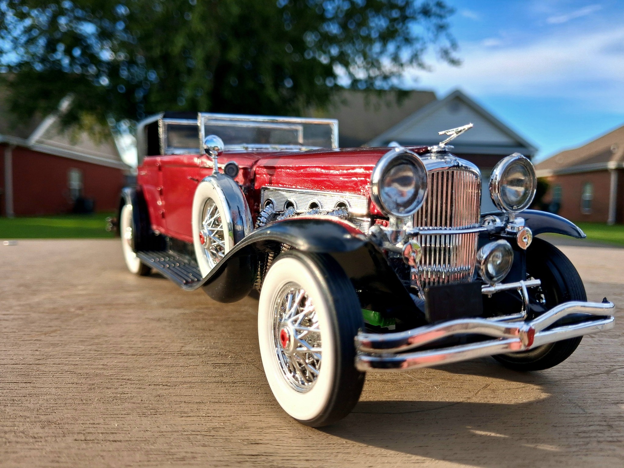 Finished 1/24 Scale Monogram 1934 Duesenberg SJ Town Car Model for
