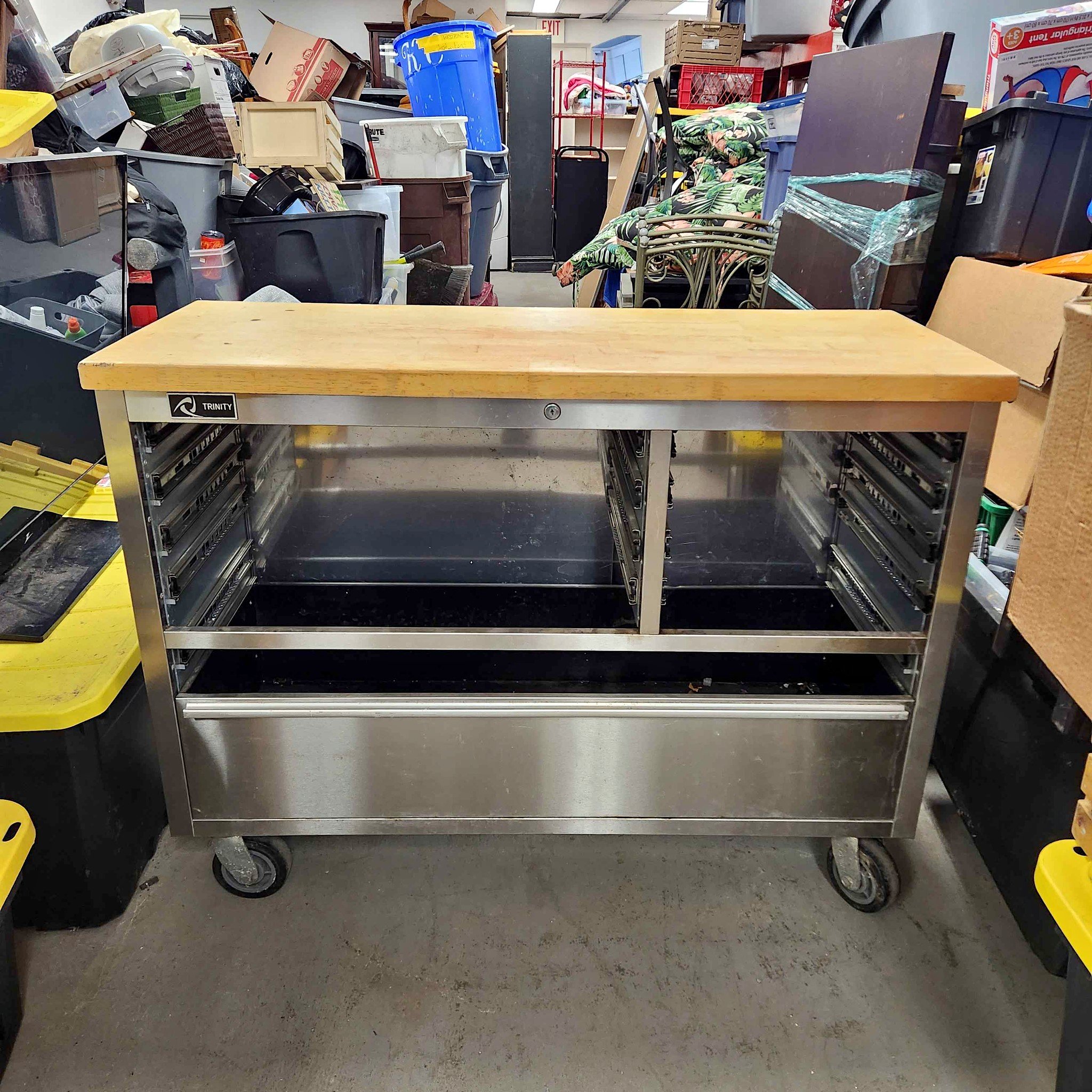 Trinity Formerly 10 Drawer Tool Chest w/Heavy Duty Top and Casters ...