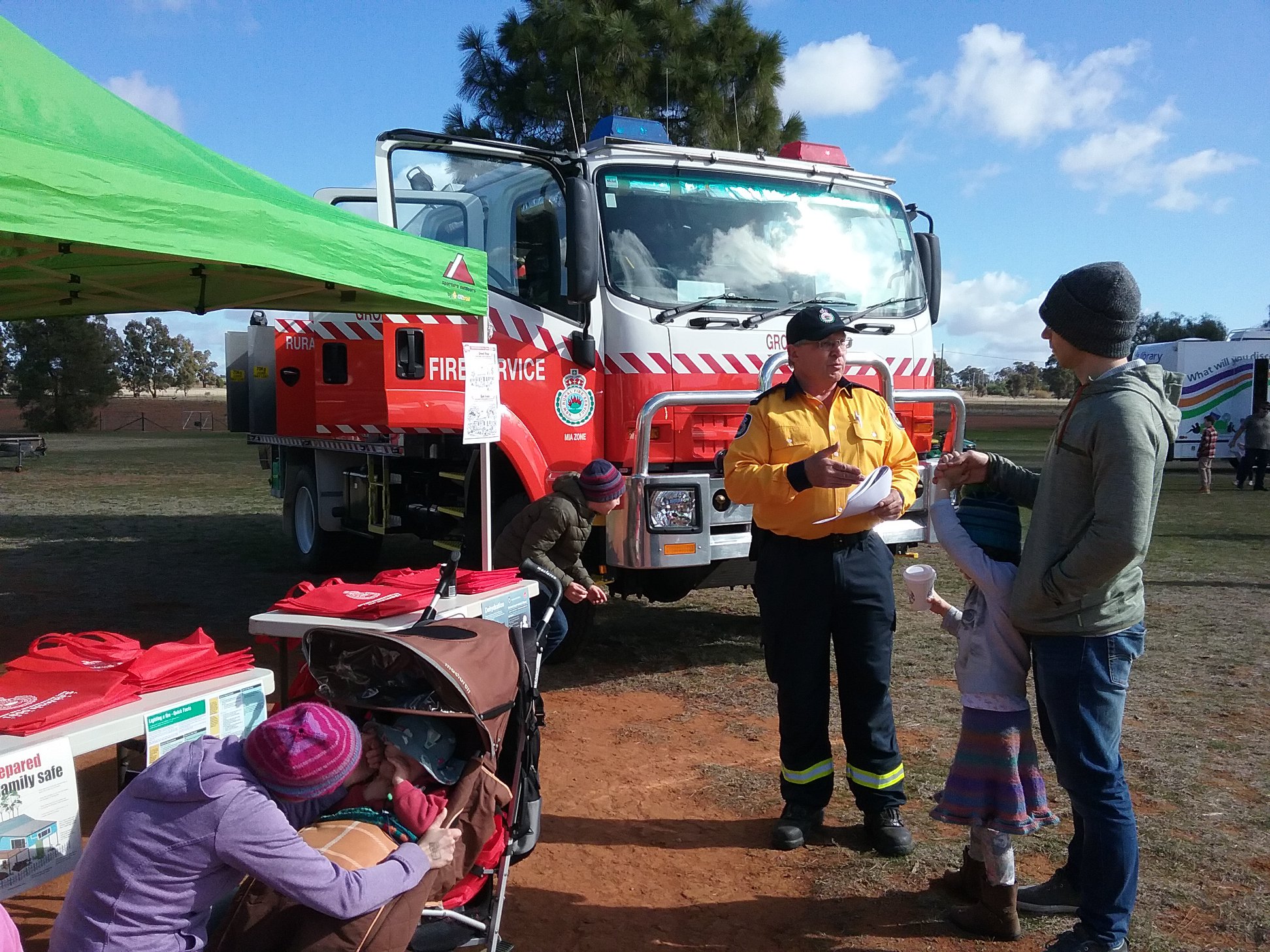 NSW Rural Fire... - NSW Rural Fire Service - MIA District
