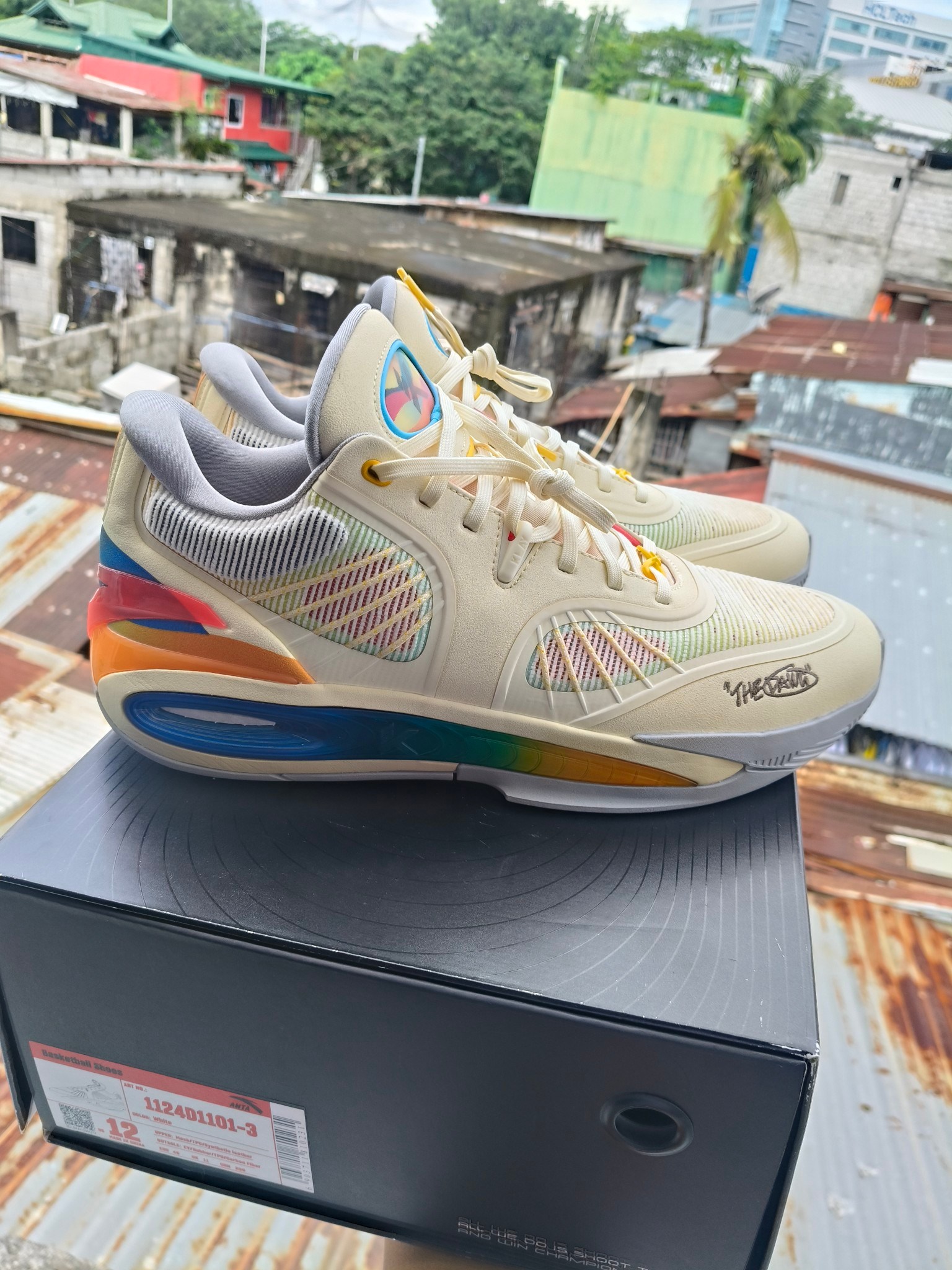 LF: Anta KT10. Size 12. Color Black. Bnew or Used
