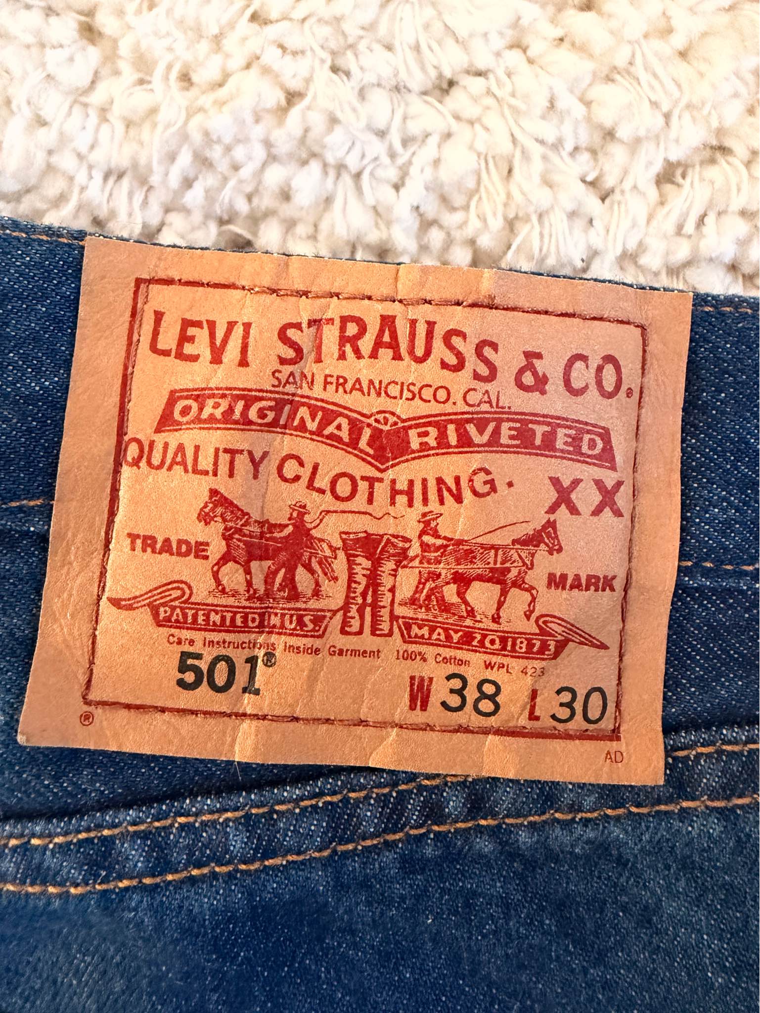2 pairs of Levi's 501 original fit jeans Size W38 L30 - Jeans - Medford ...