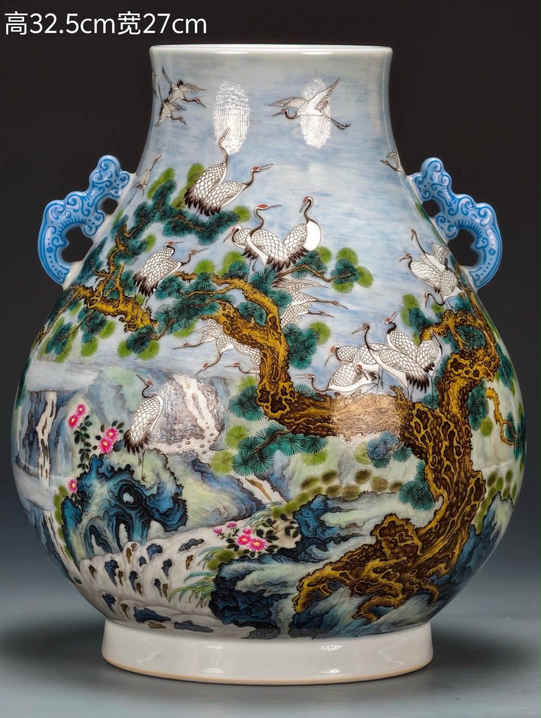 大清乾隆年制青花缠枝莲四面开窗粉彩十二生肖图四方襄器瓶尺寸口直径