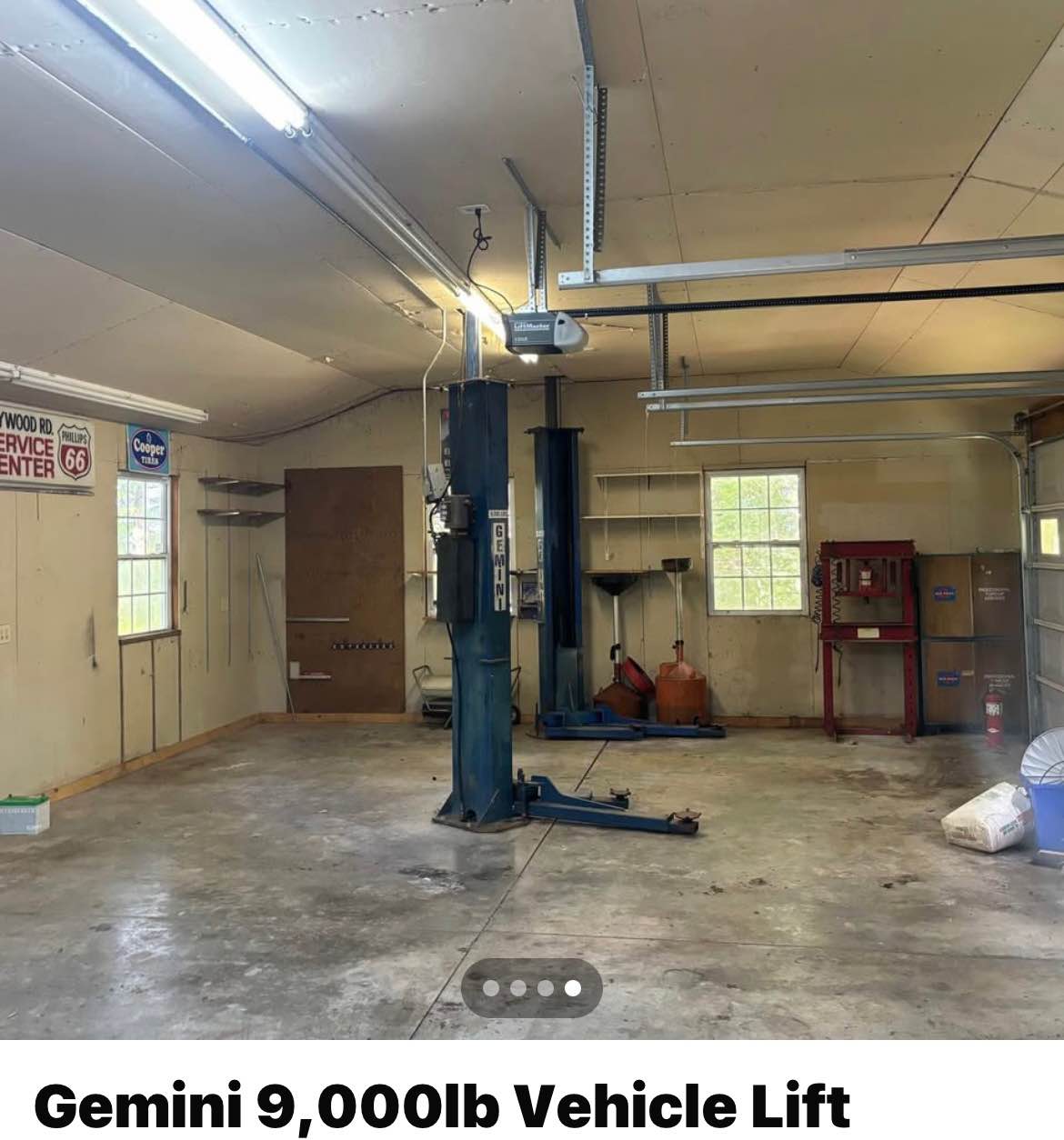 Gemini 9000lb auto lift - Weight Lifting Machines & Racks - Clyde ...