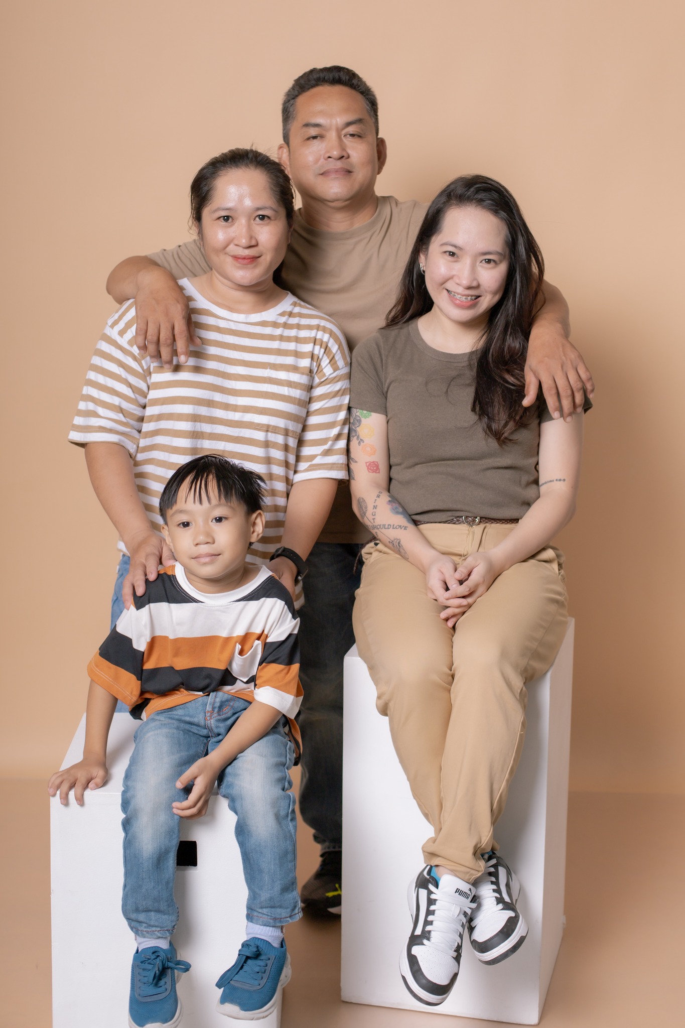 Capture... - UclicK Self-Portrait Studio - LapuLapu City