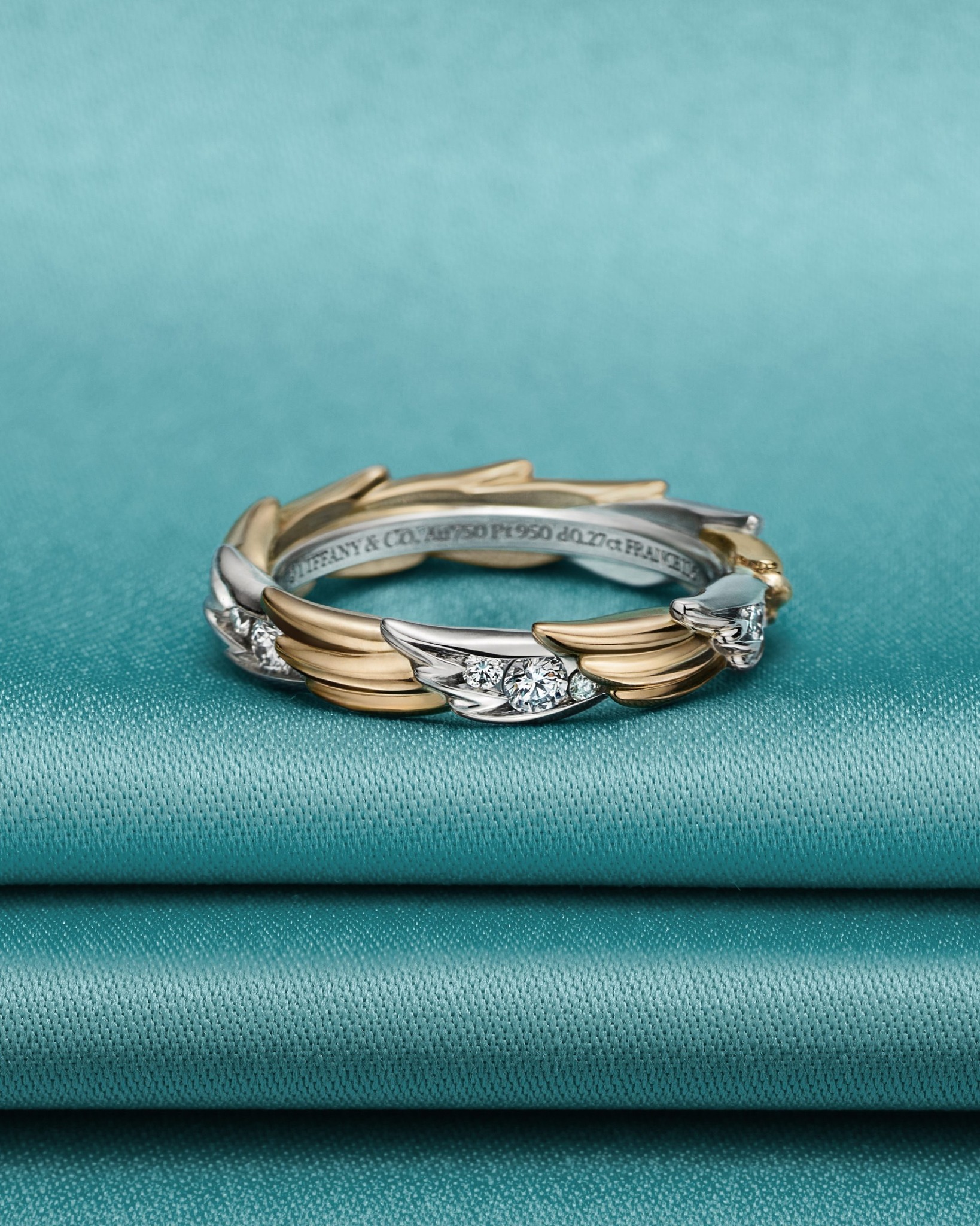 Tiffany - The world's most iconic engagement ring. Discover the