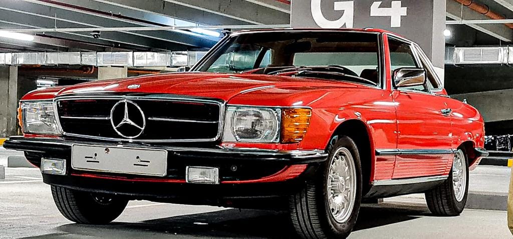 NEW YEAR ㉓ 1983 Mercedes-Benz R107 brochure