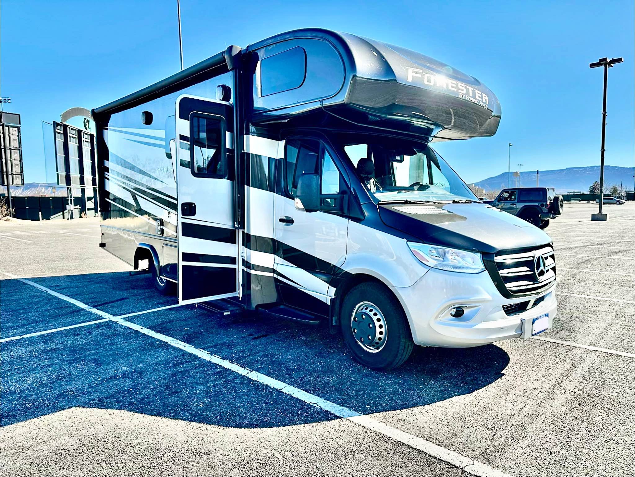 2022 Mercedes/Forest River mercedes 3500 forest river forester, mbs ...