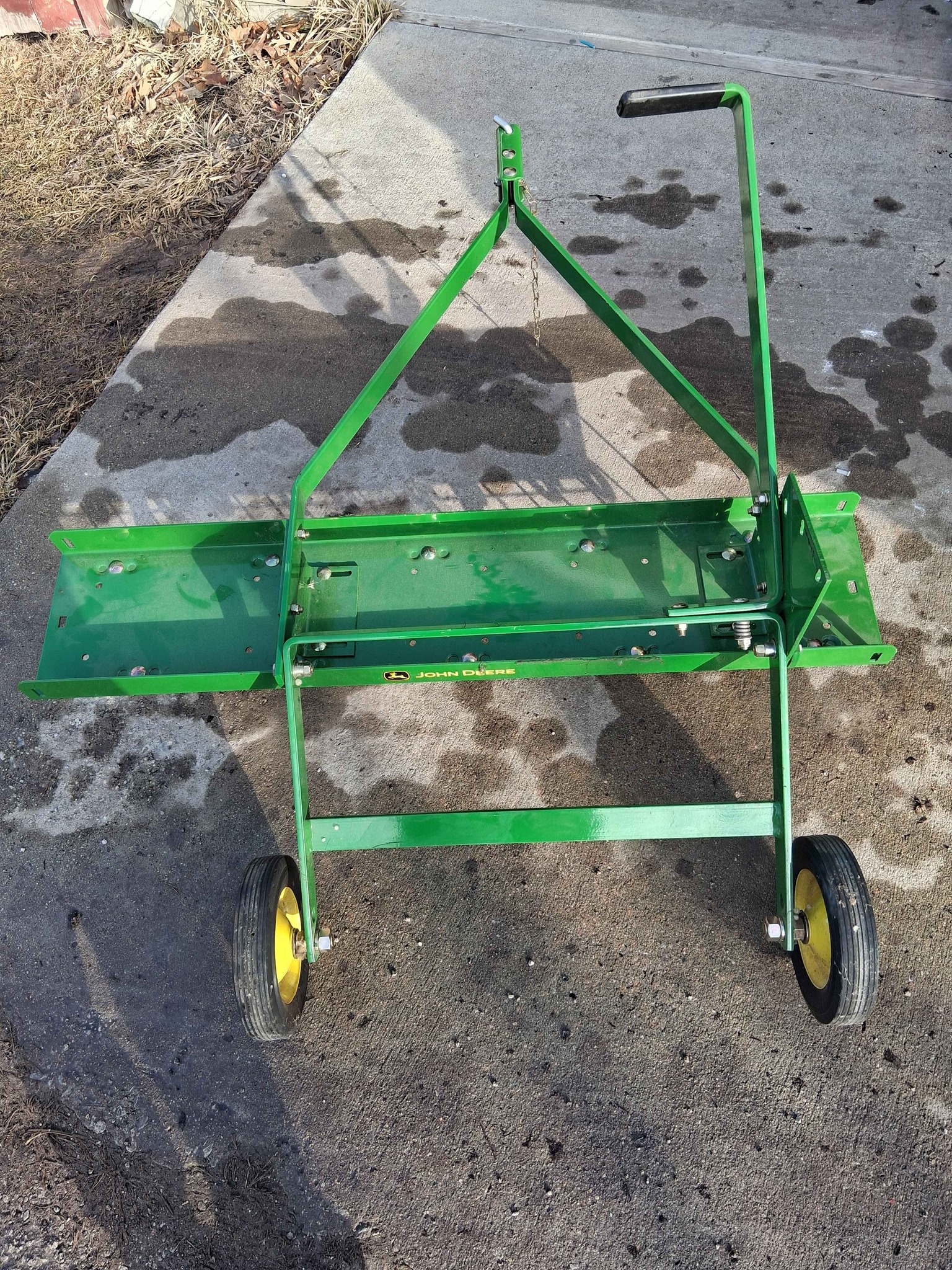 John Deer 40 in. Tow-Behind Thatcherator - Garden Tools & Equipment ...