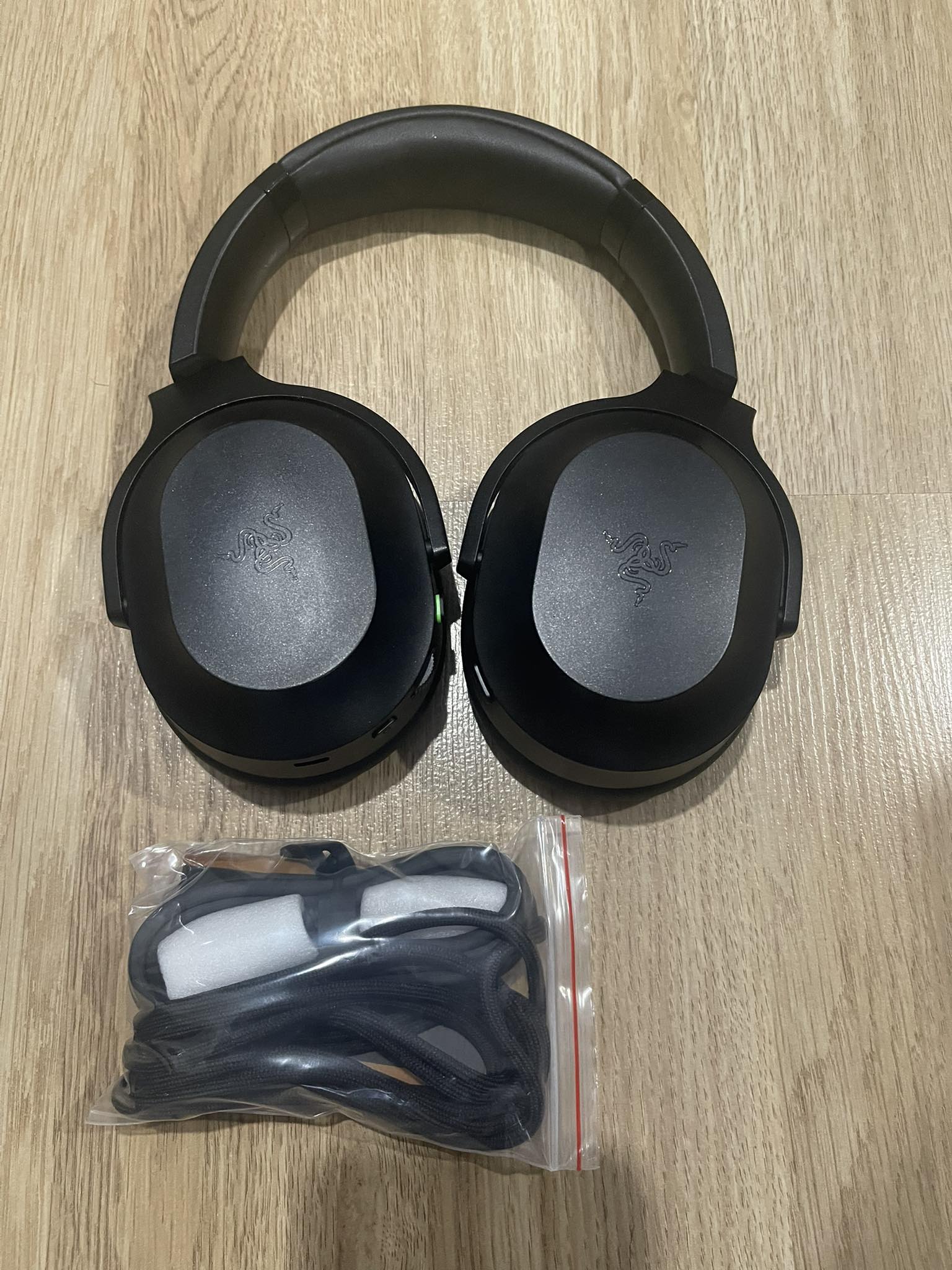 Razer Vietnam Community | Tìm Dongle cho Razer Barracuda Pro | Facebook