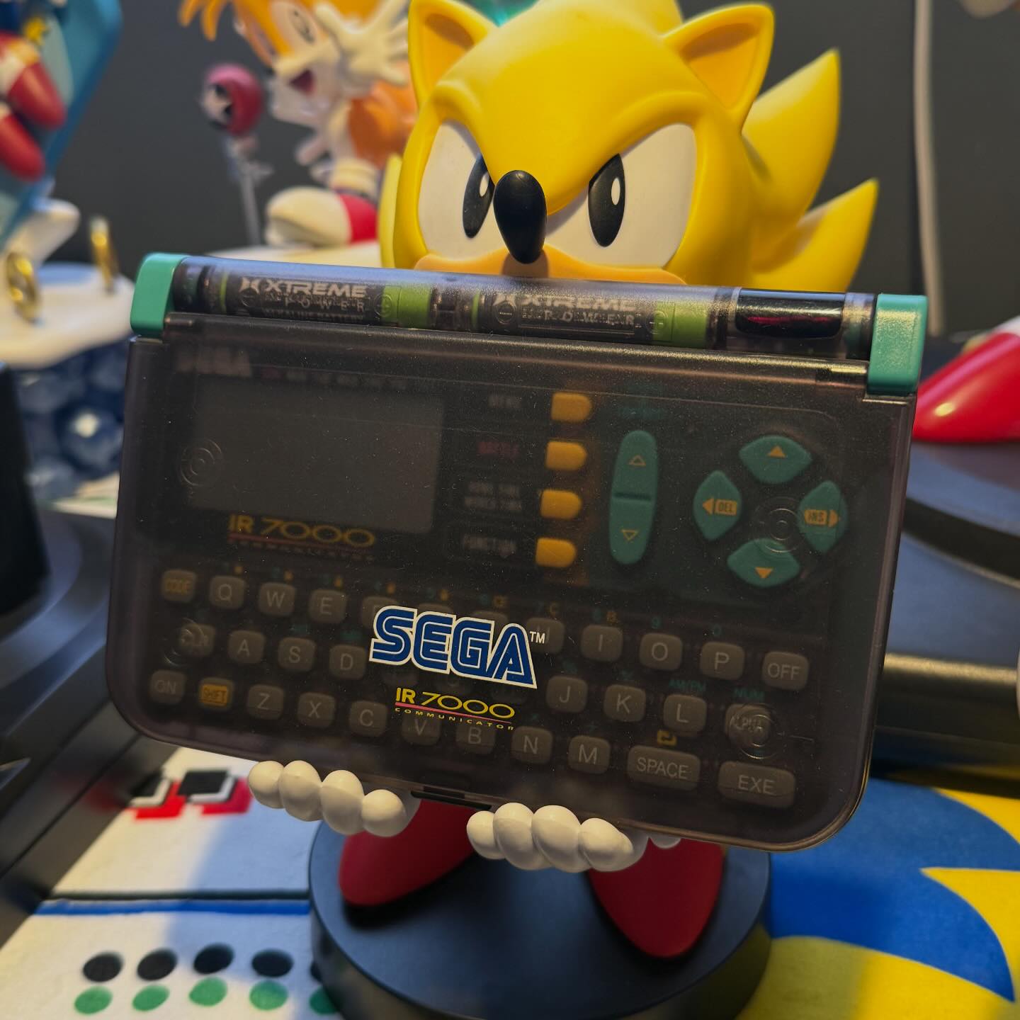 Super Sonic wants to show you Sega's IR-7000 Communicator! A cool