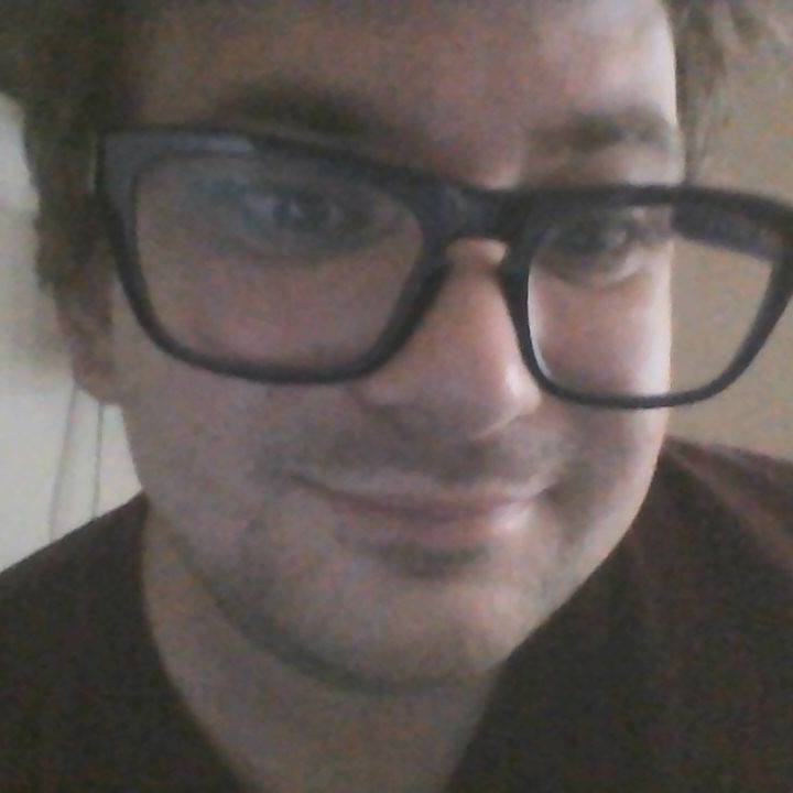 martin-svenssons-dotter-vidare-i-idol-men-juryn-k-nde-inte-igen-pappa